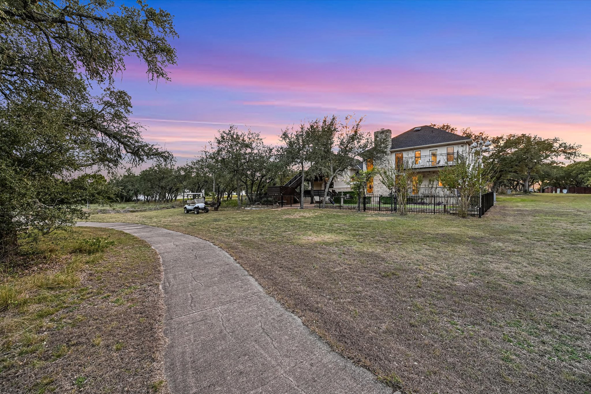 main property photo 26