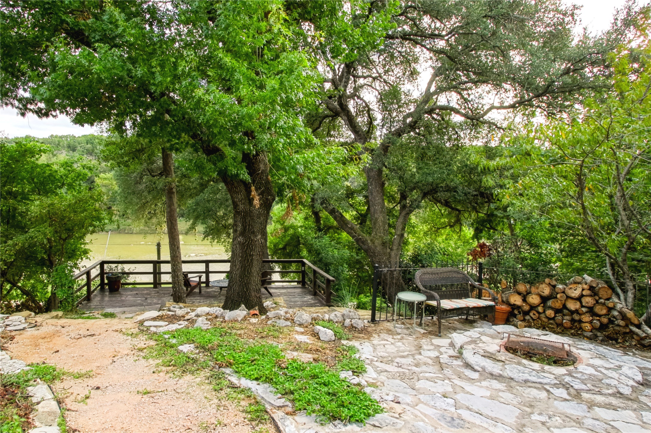main property photo 29