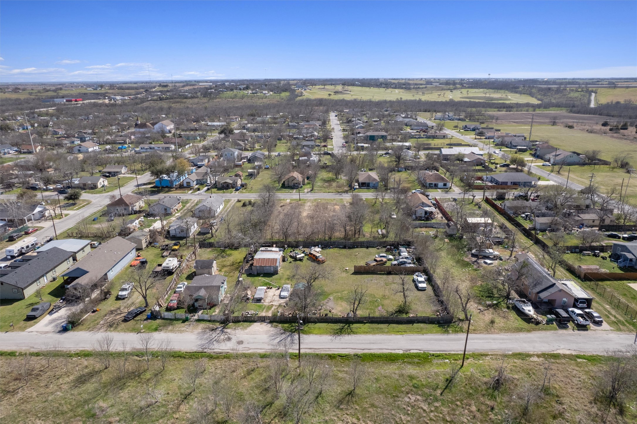 main property photo 11