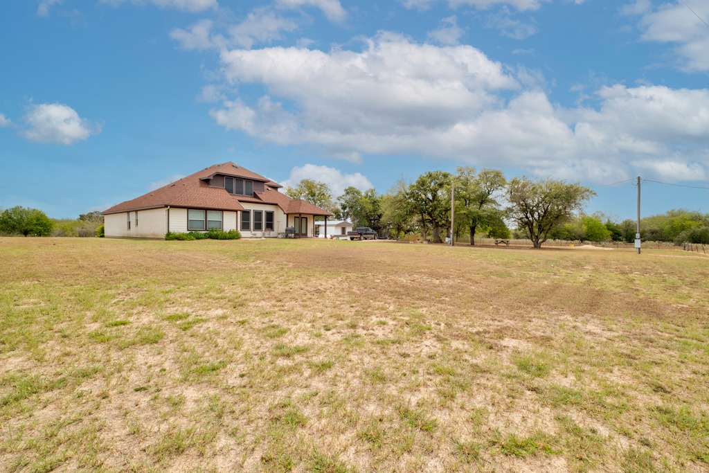 main property photo 28