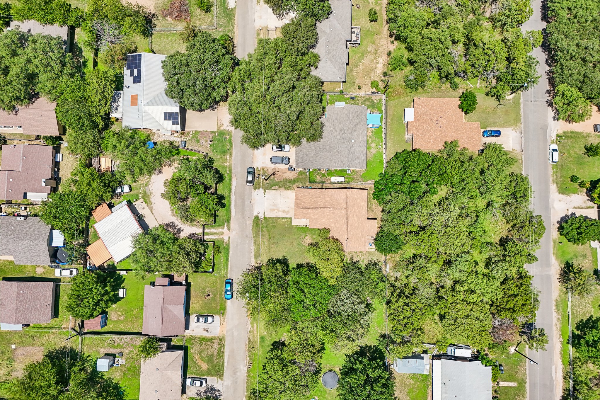 main property photo 27