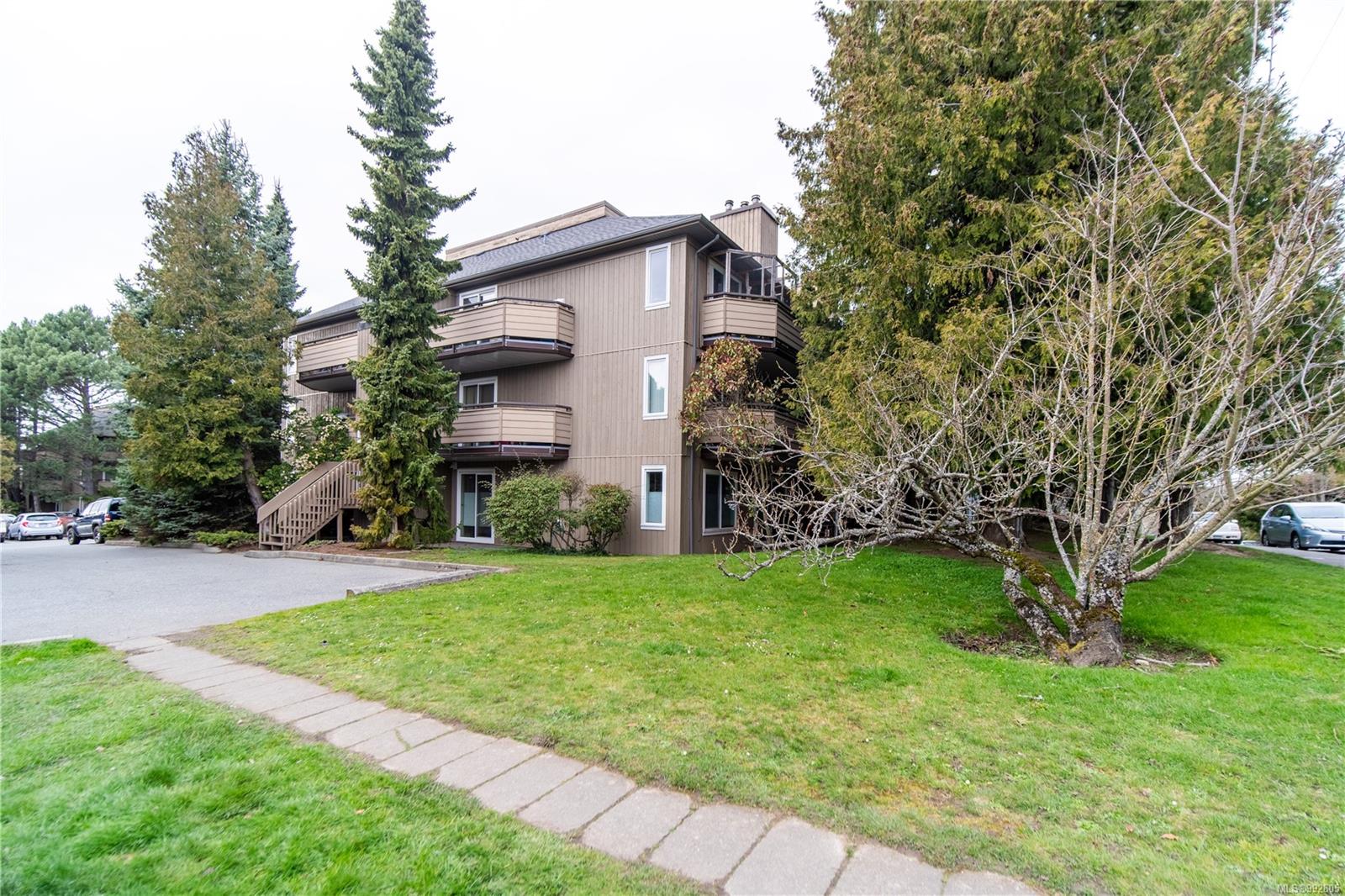 Victoria Area Real Estate - Homes for Sale in Victoria Area