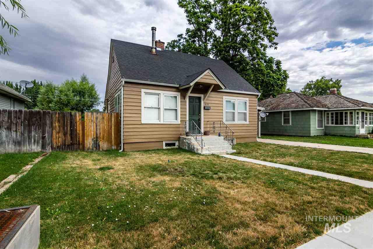 418 E Pine Meridian Id 83642