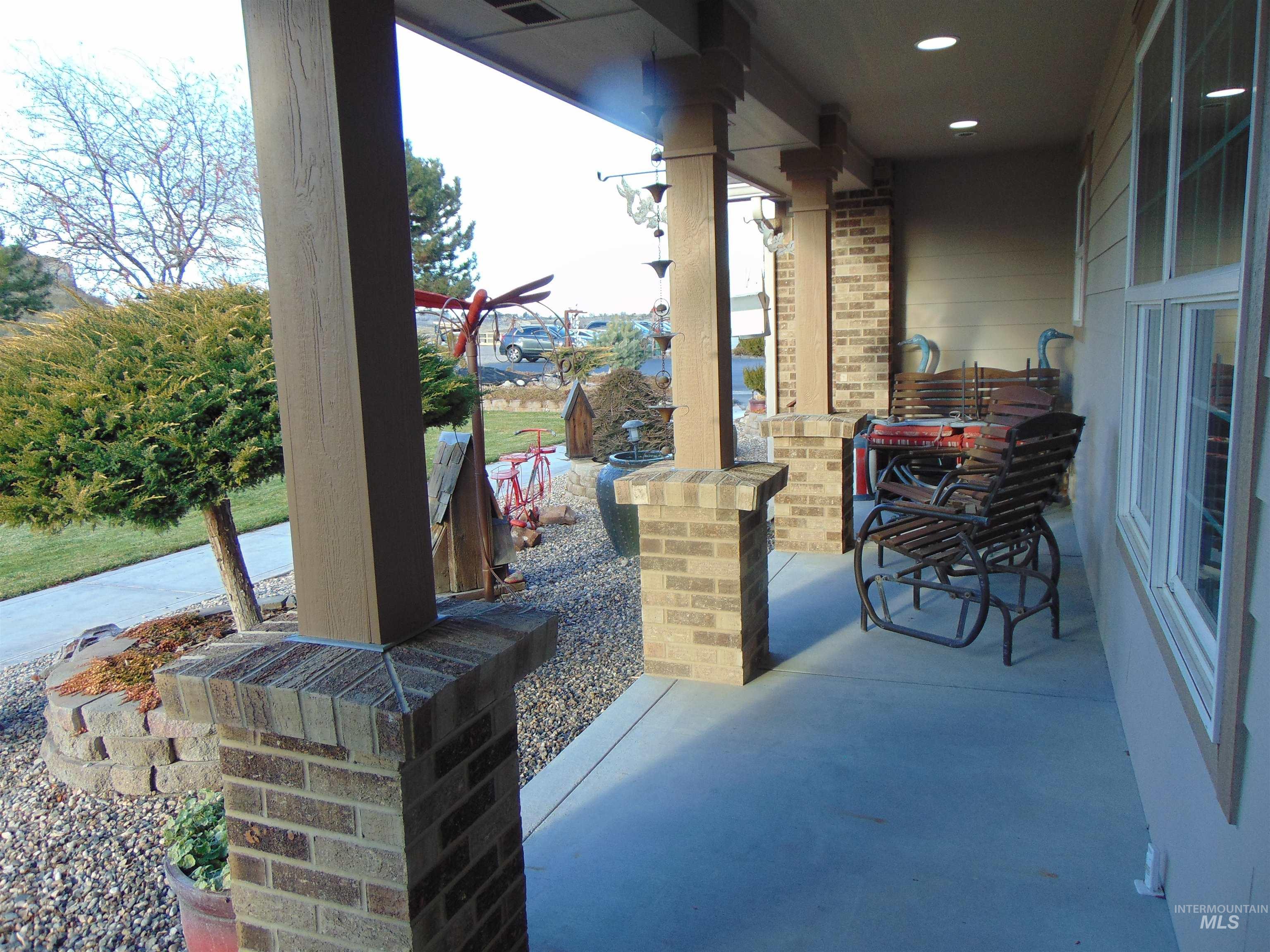 main property photo 43