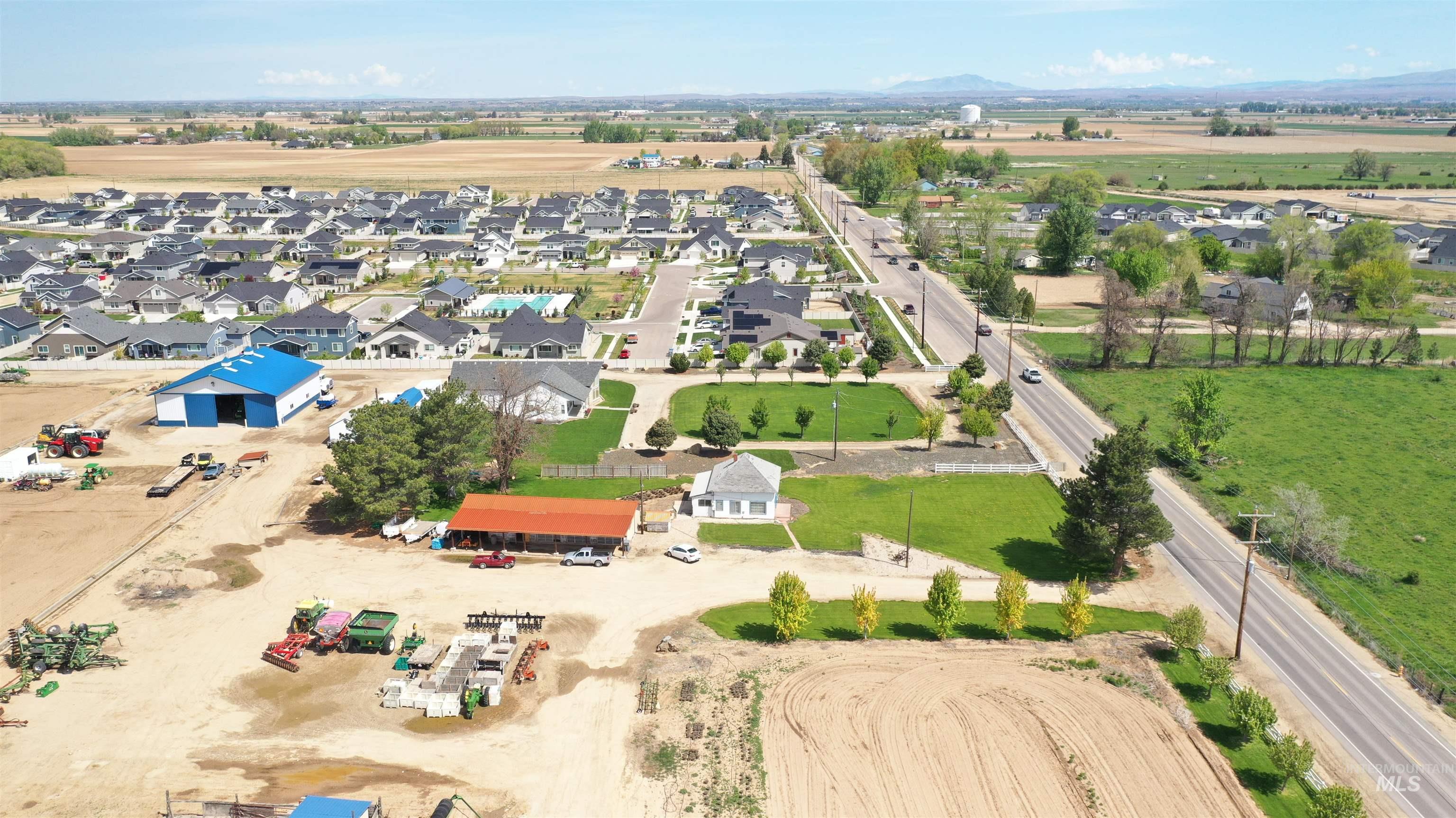 main property photo 16