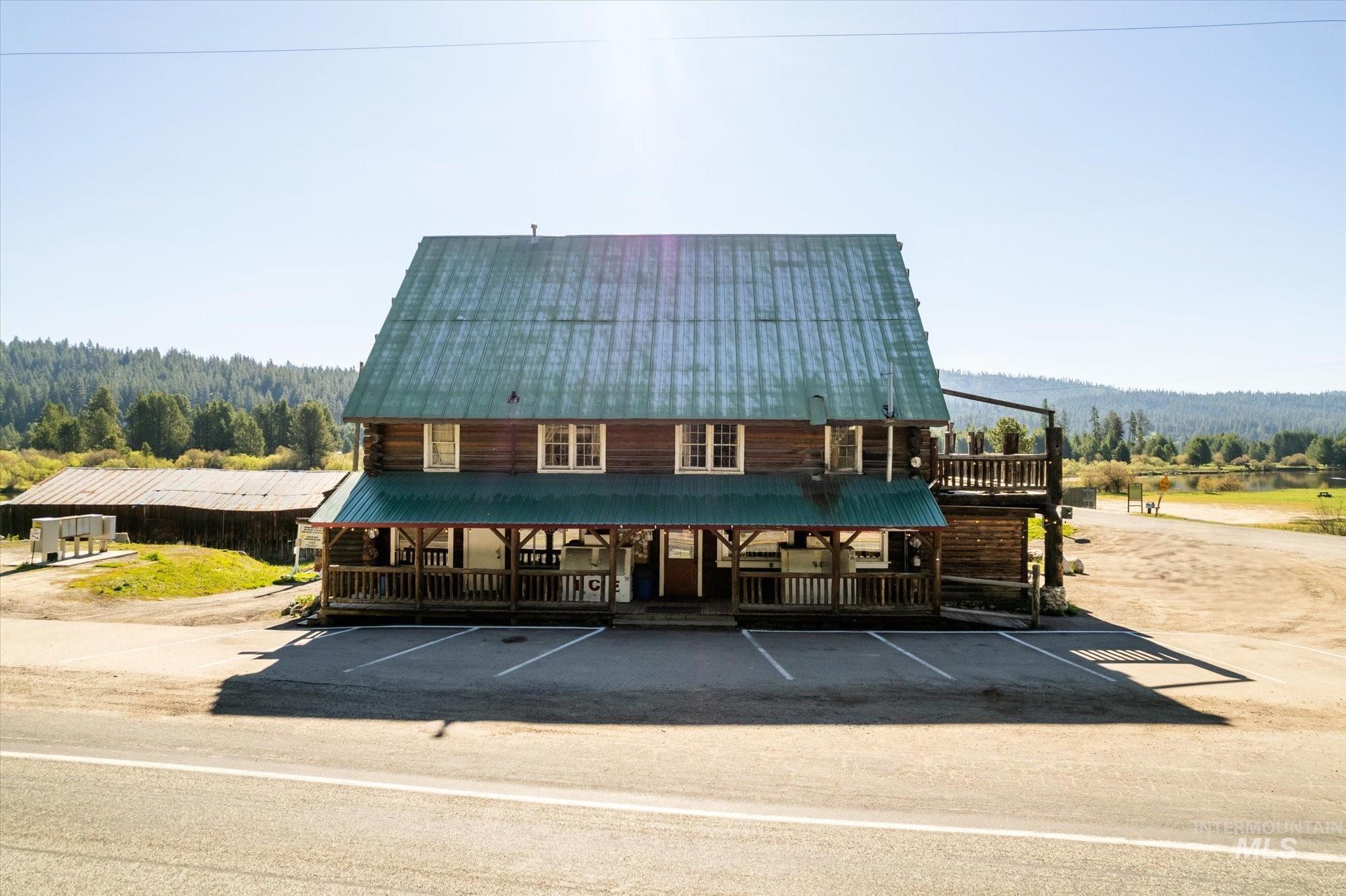 main property photo 5