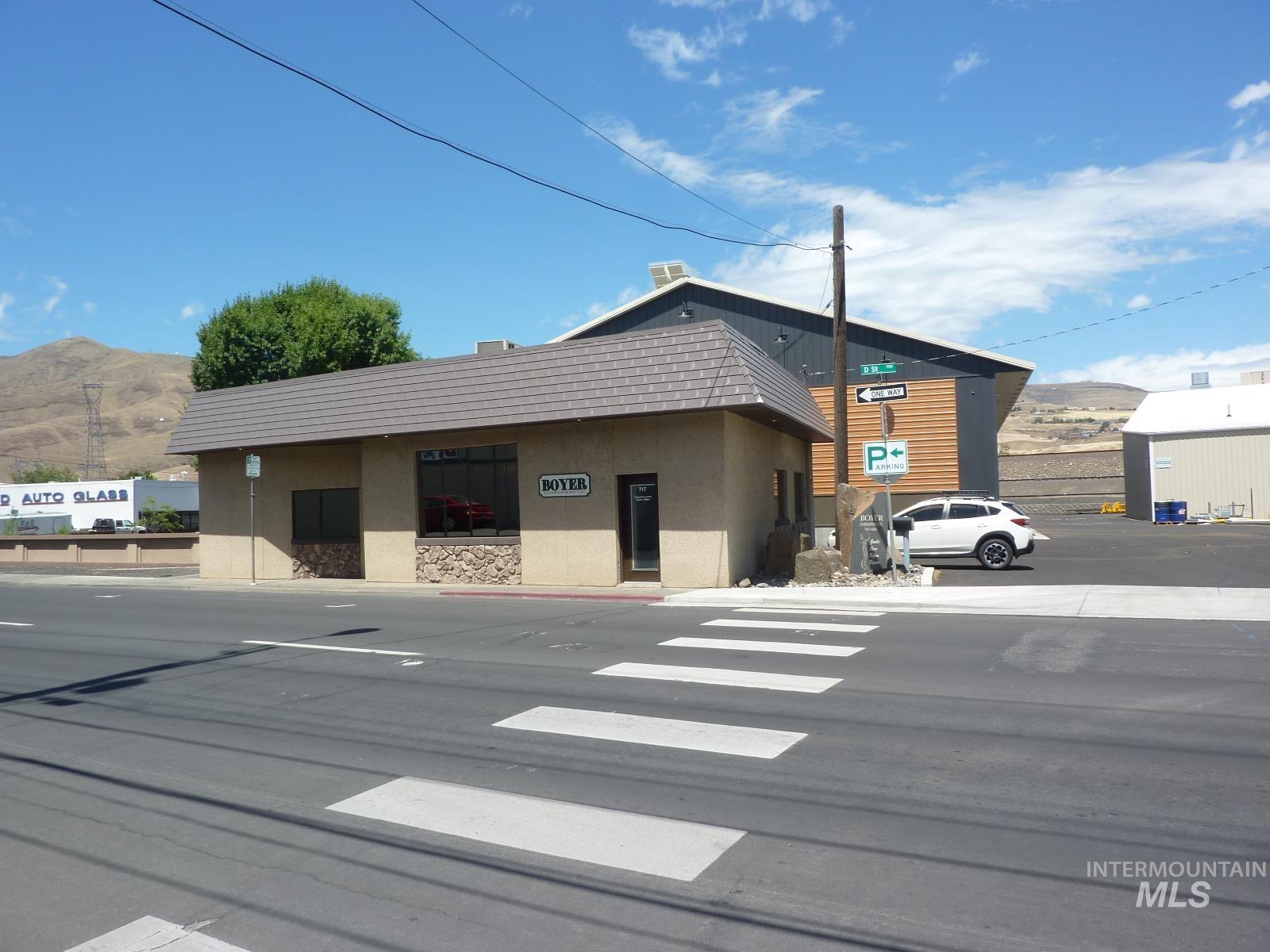 property viewer photo 1