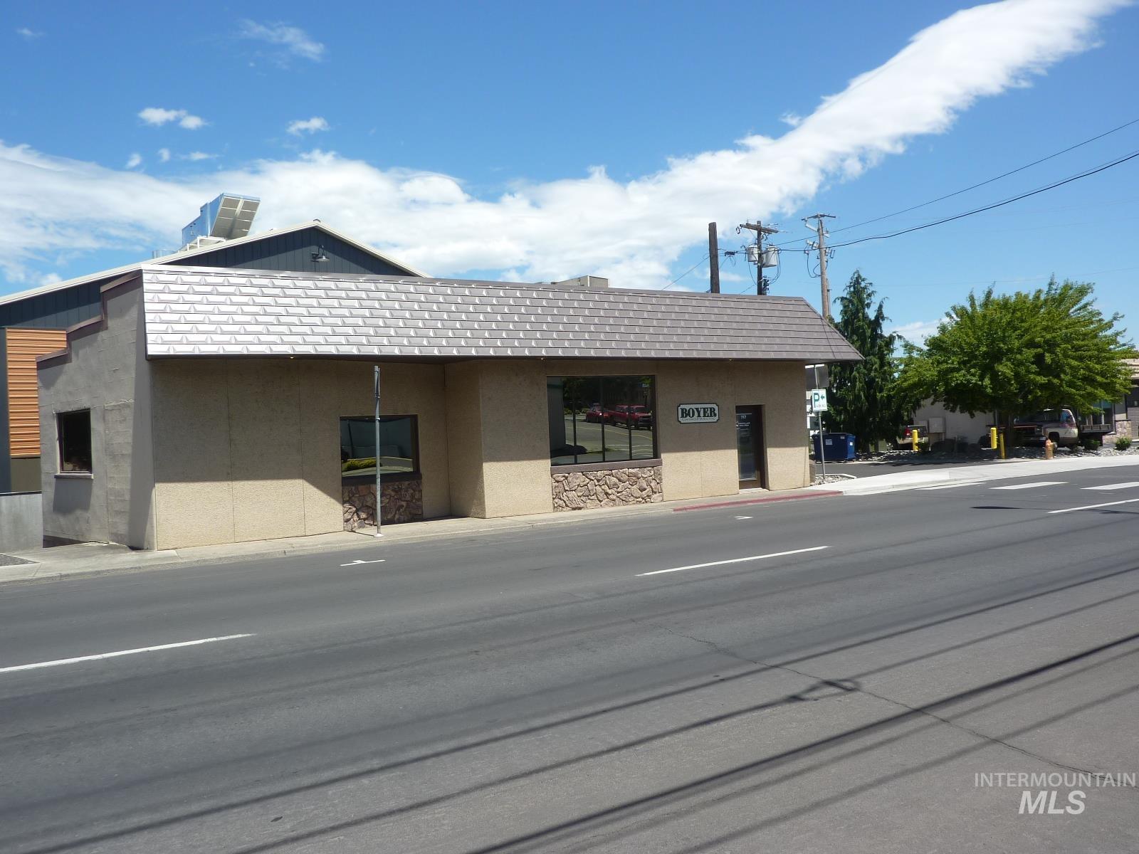 property viewer photo 2