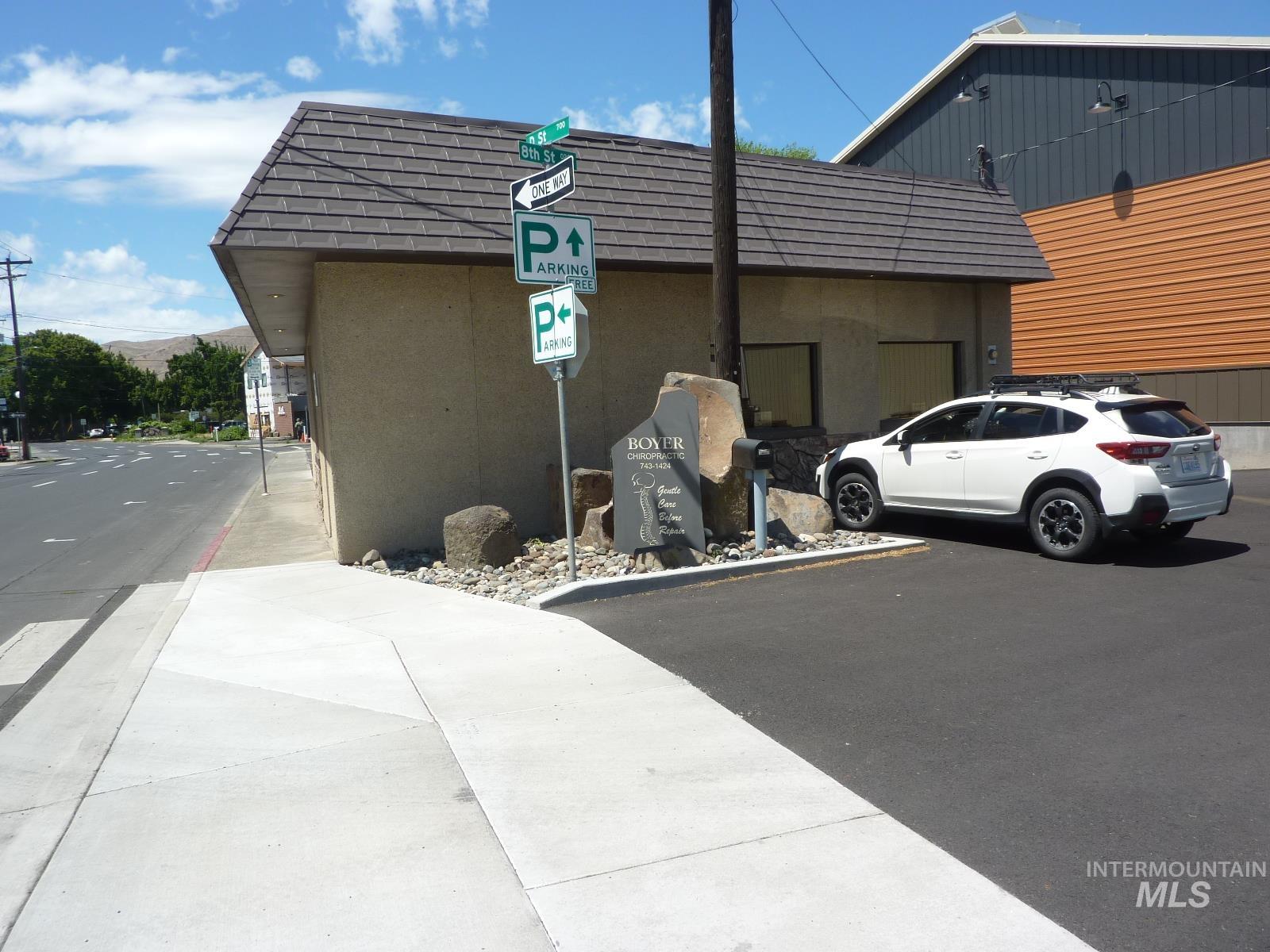 property viewer photo 3