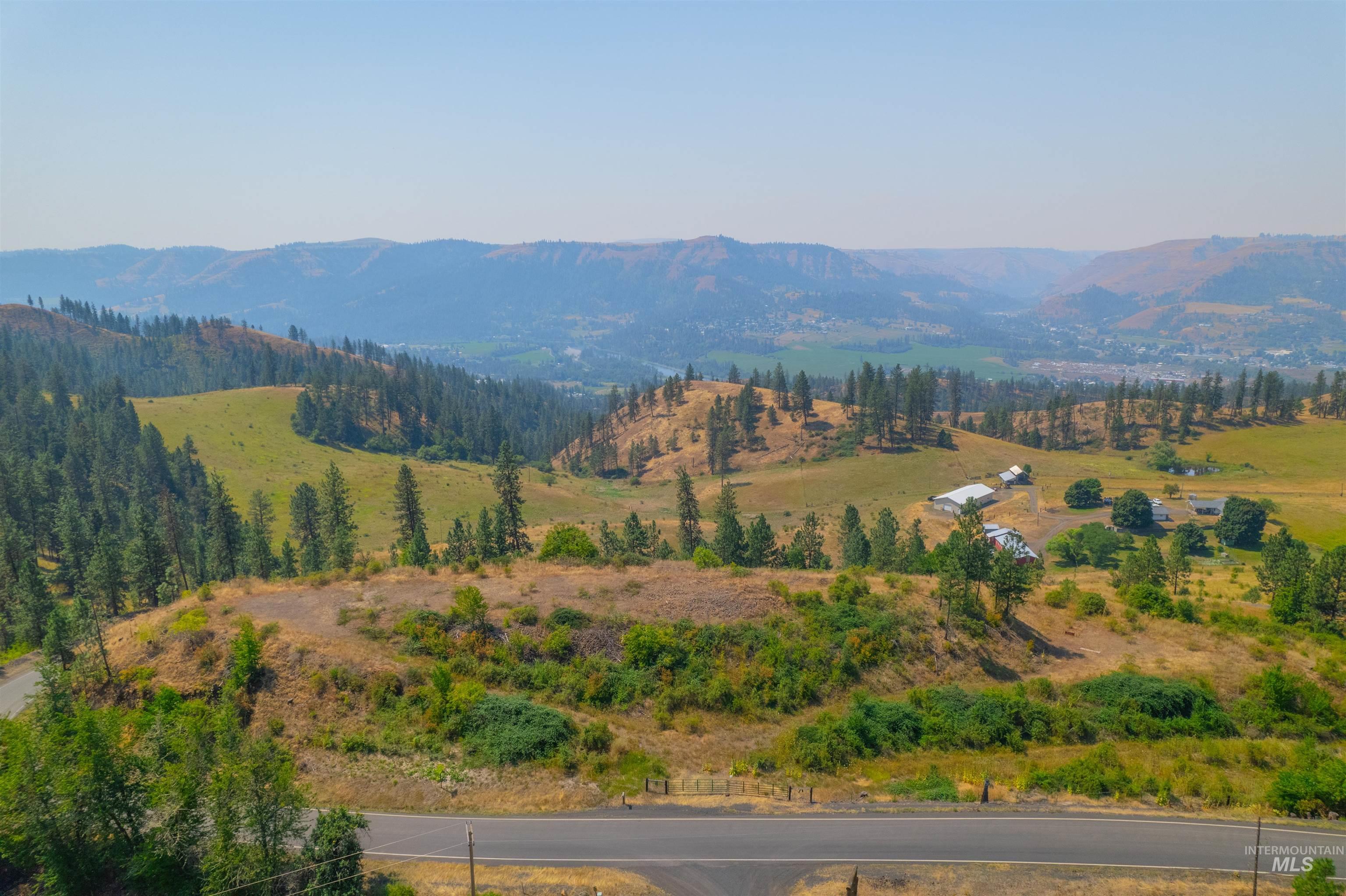 main property photo 8