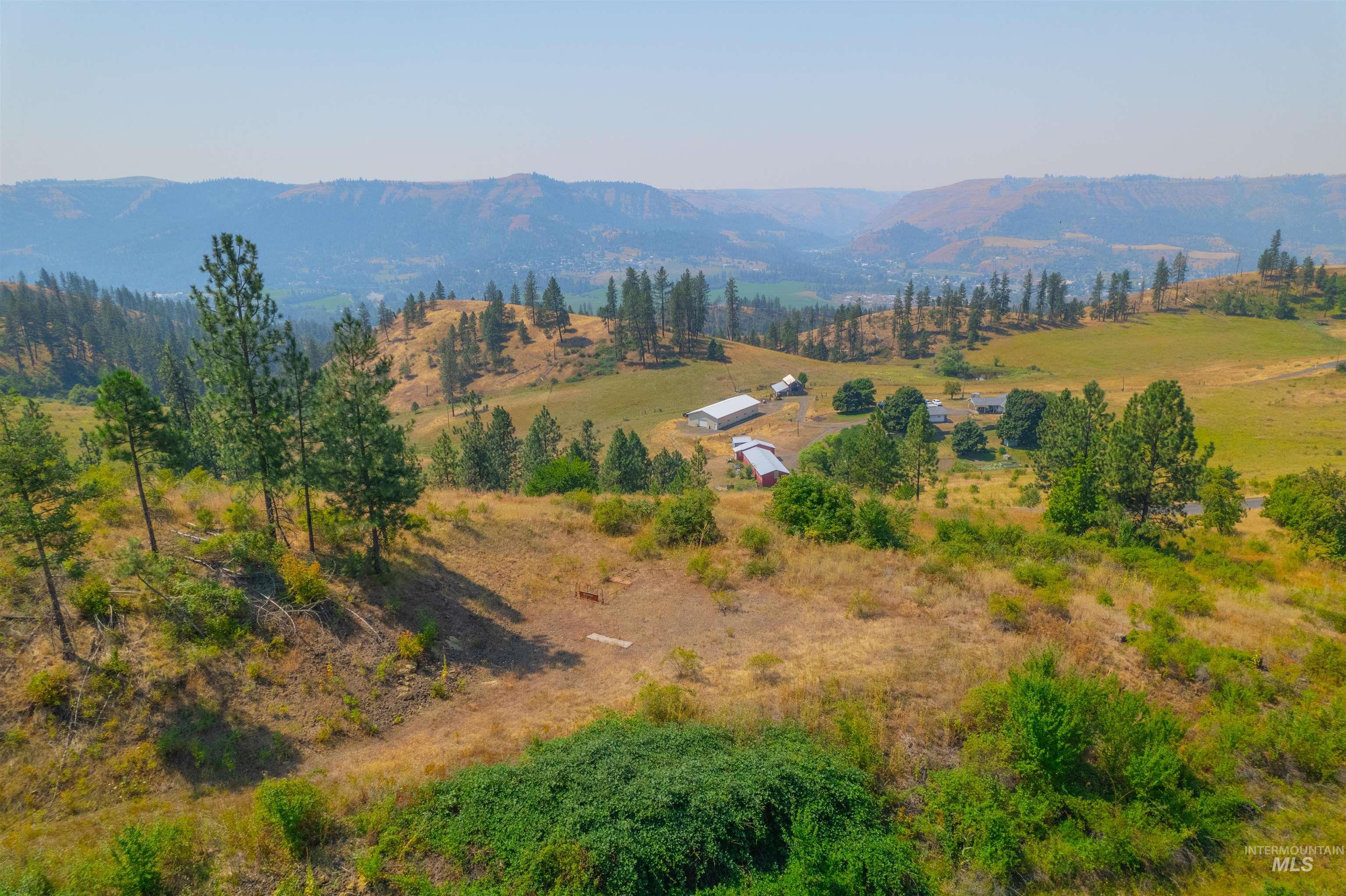 main property photo 9
