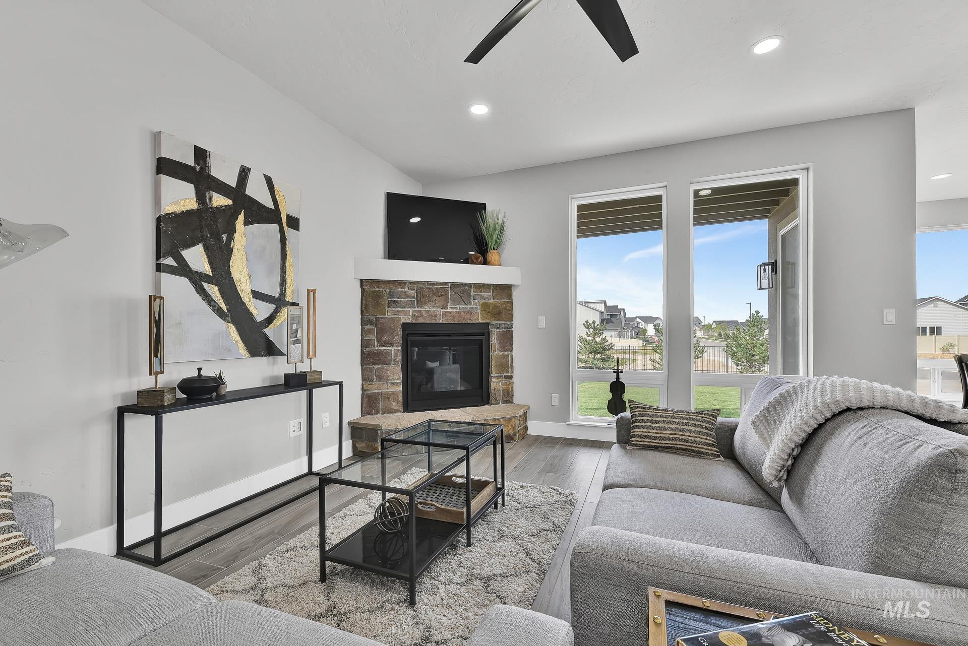 property viewer photo 11