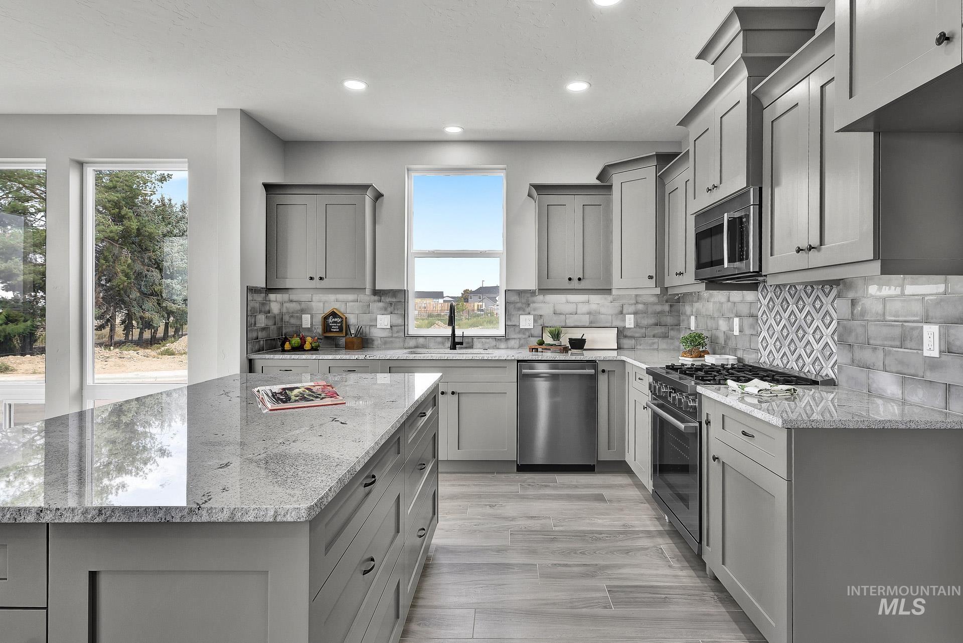 property viewer photo 15