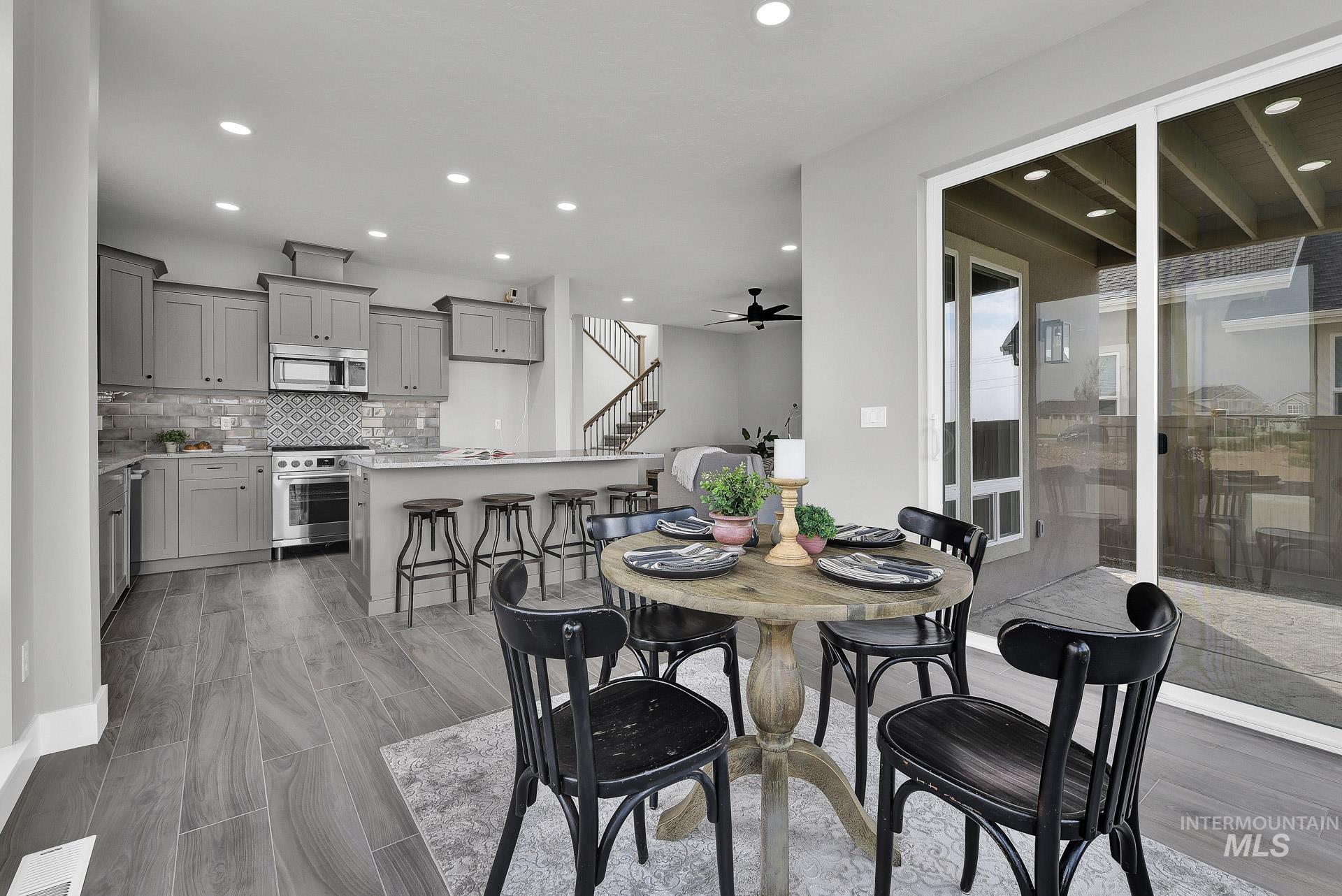 property viewer photo 22