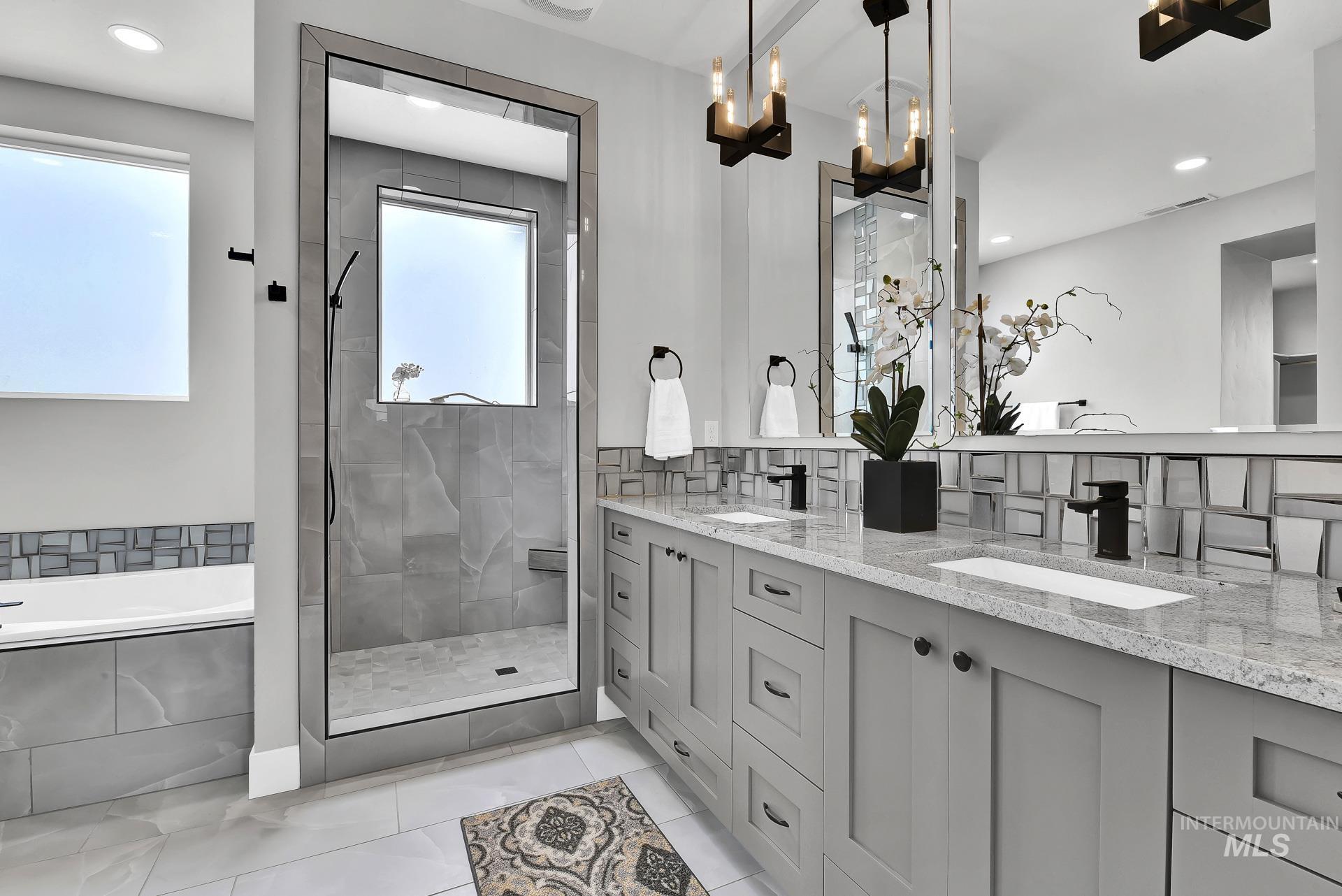 property viewer photo 36