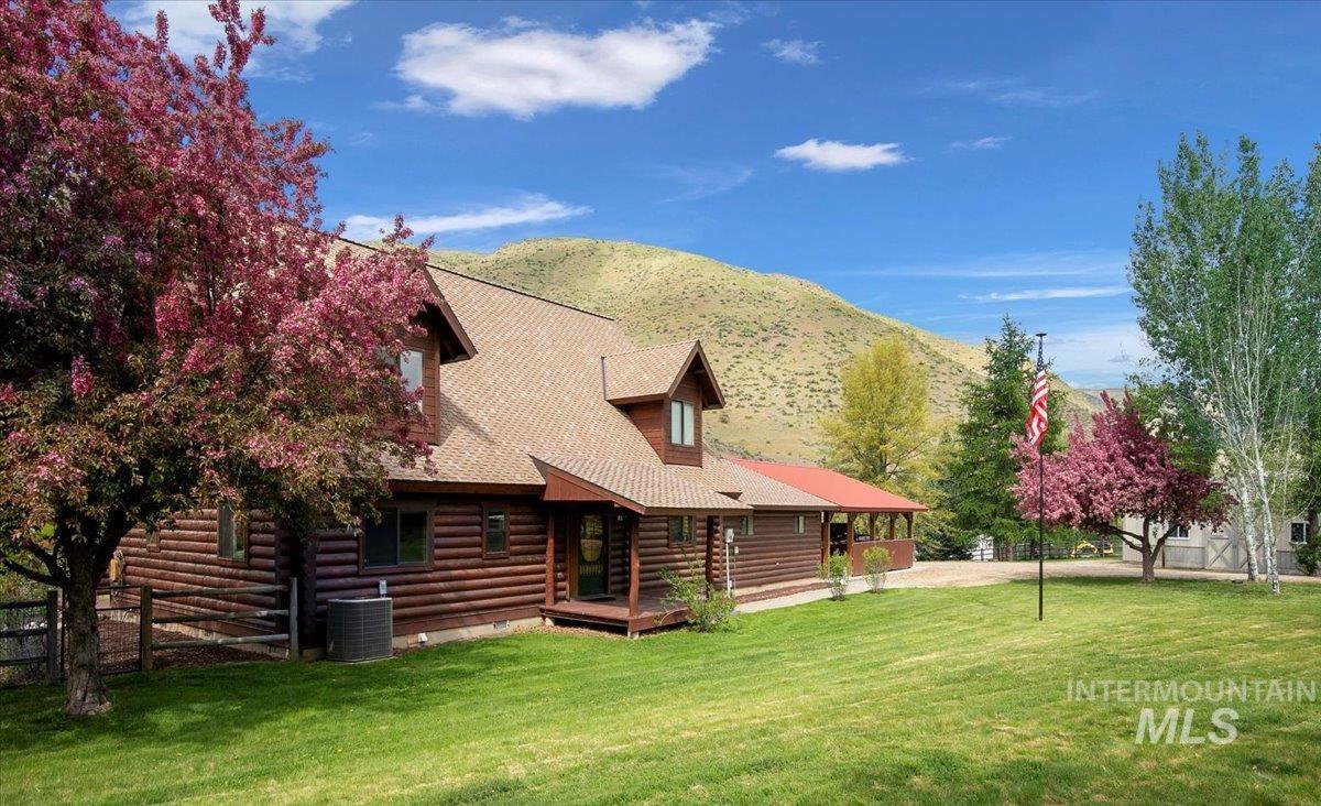 main property photo 11