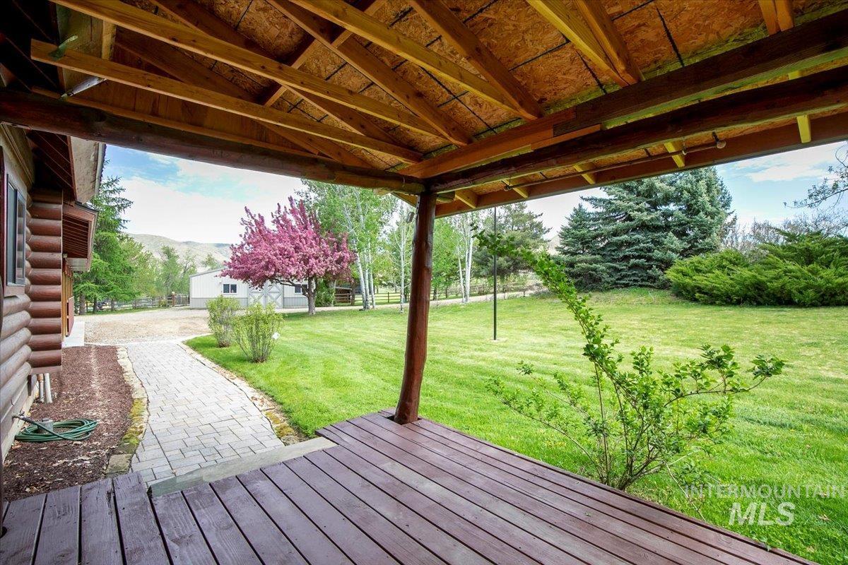 main property photo 13