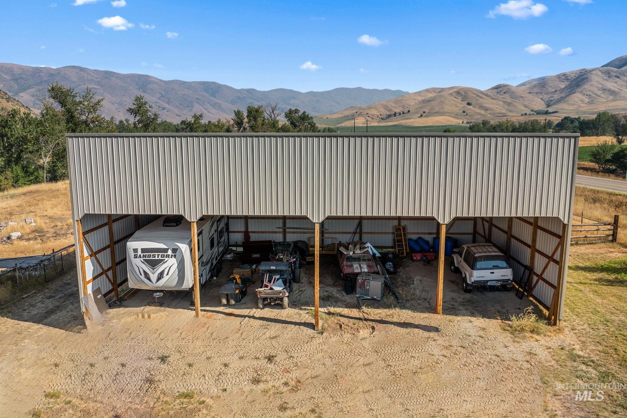 main property photo 20