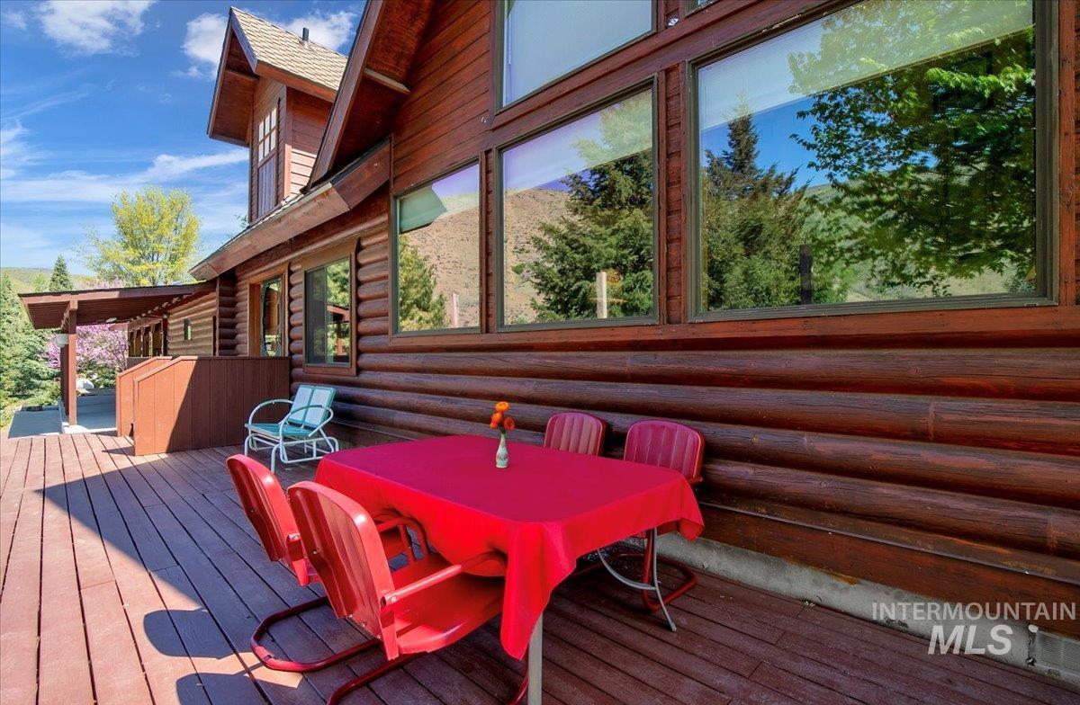 main property photo 44