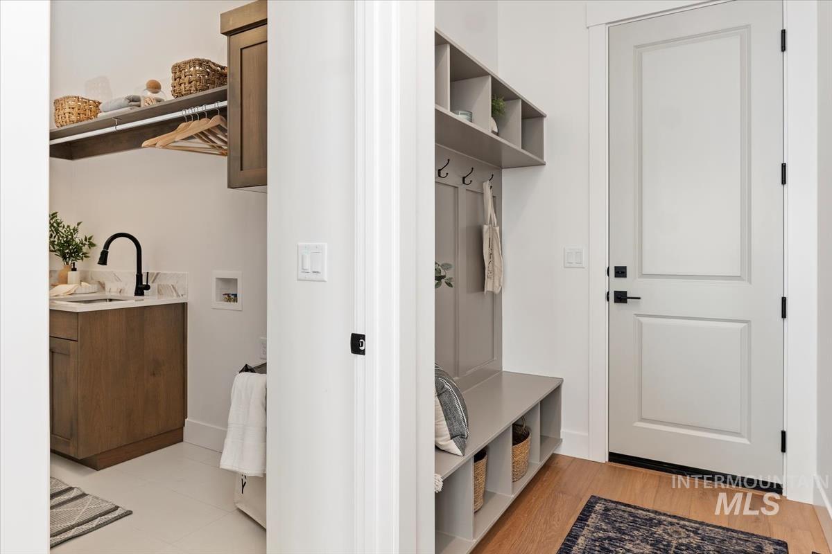 property viewer photo 22