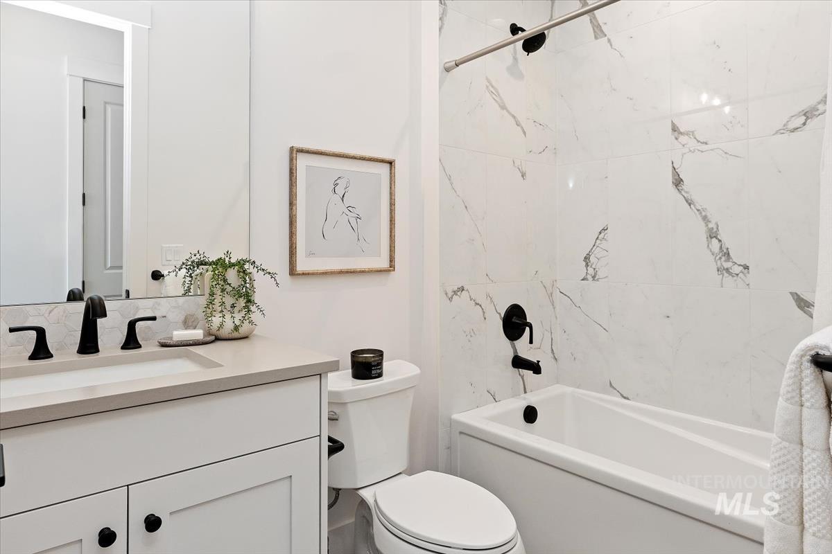 property viewer photo 25