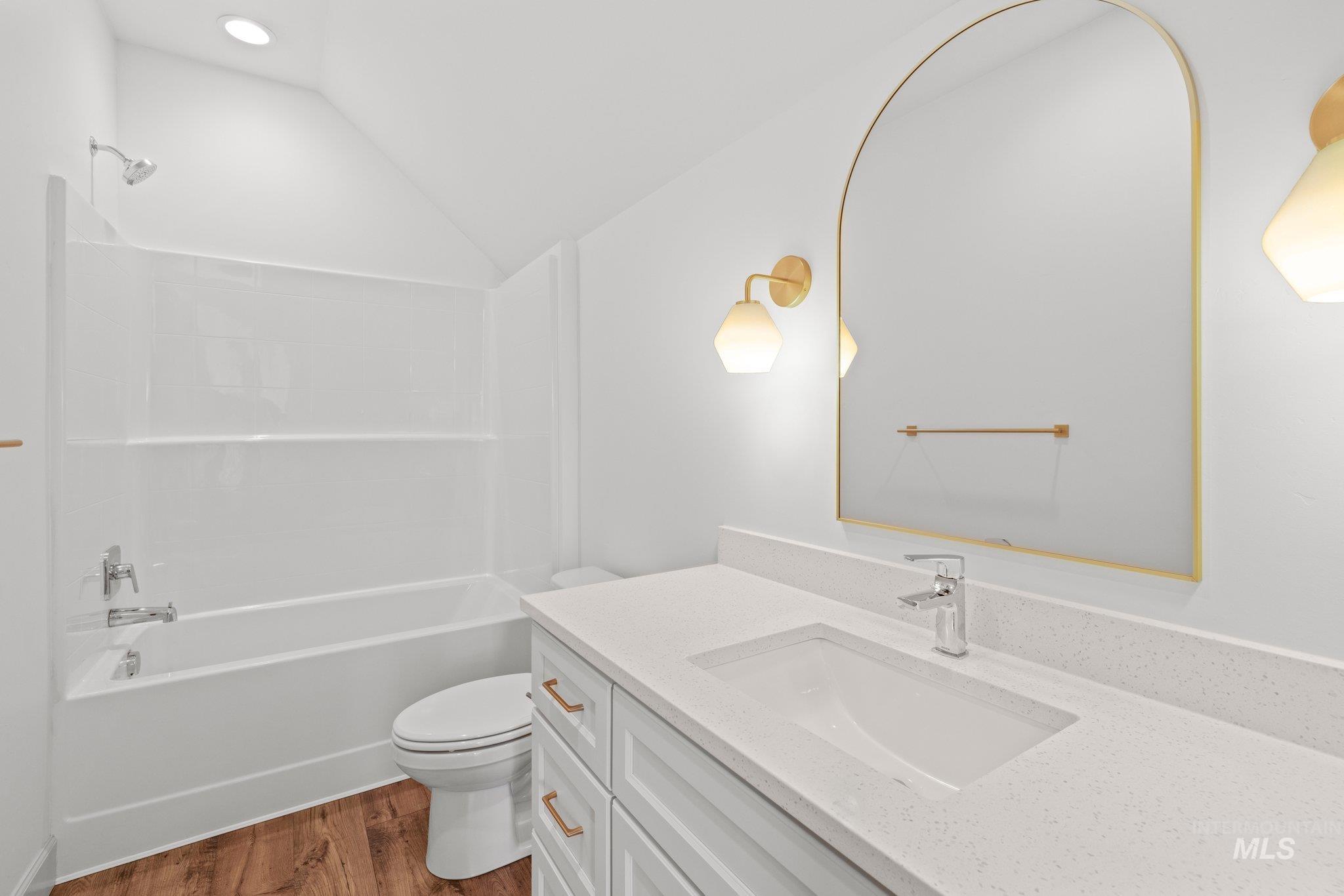 property viewer photo 19
