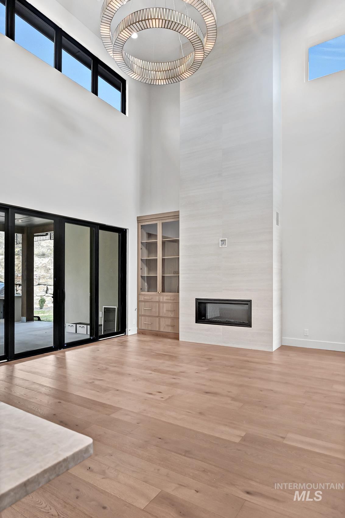property viewer photo 12
