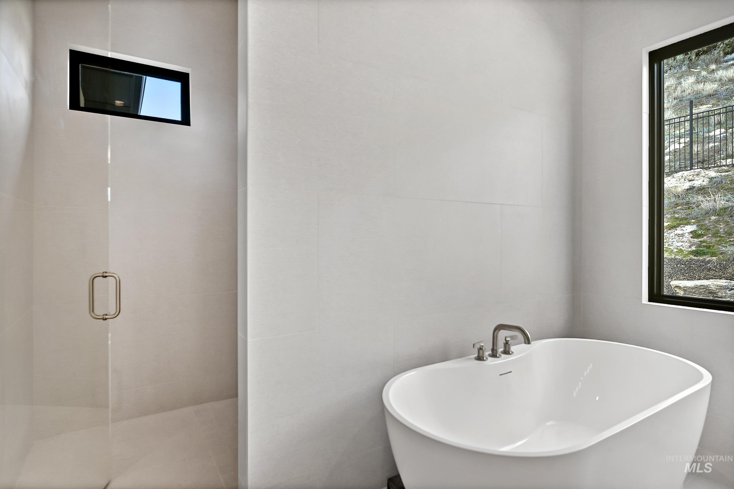property viewer photo 21