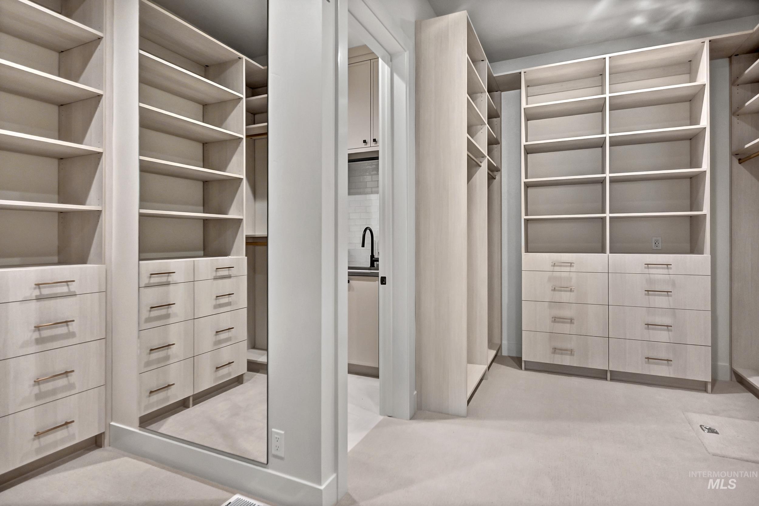 property viewer photo 22