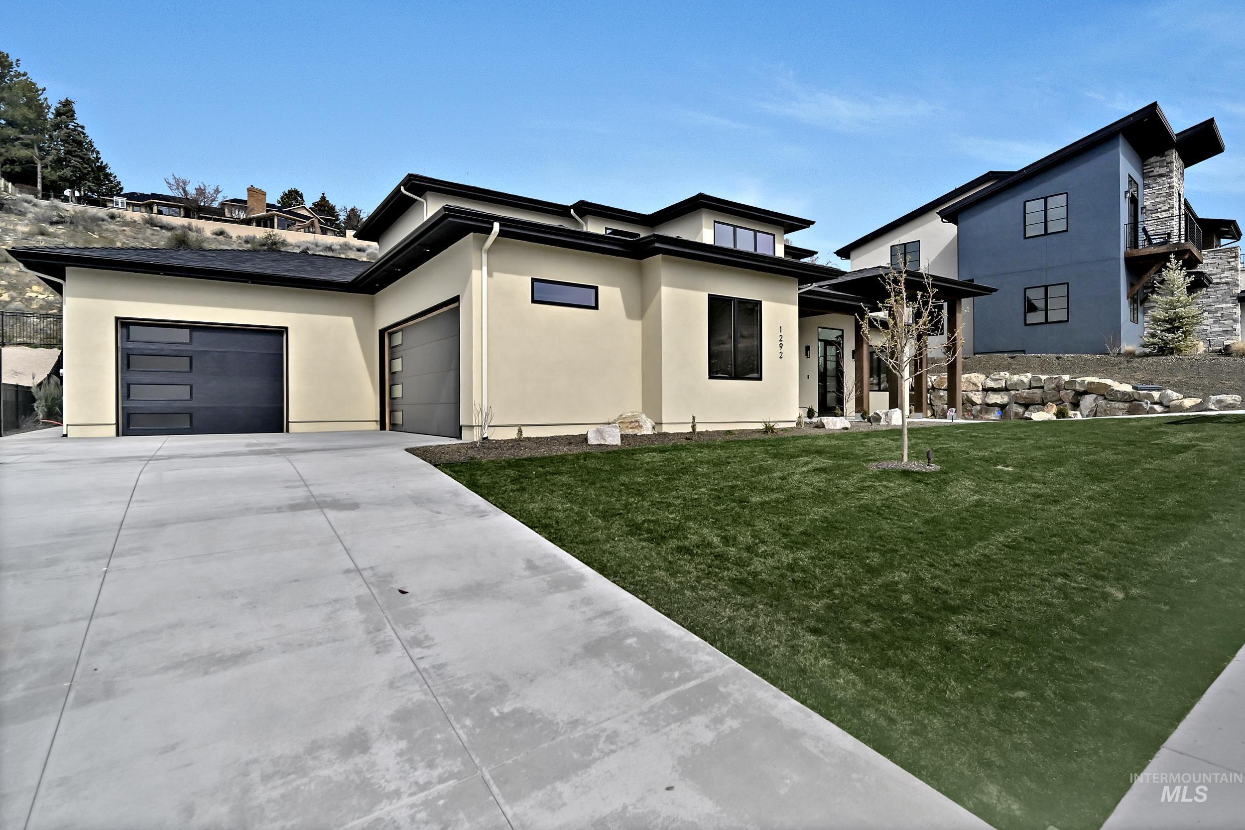 property viewer photo 4