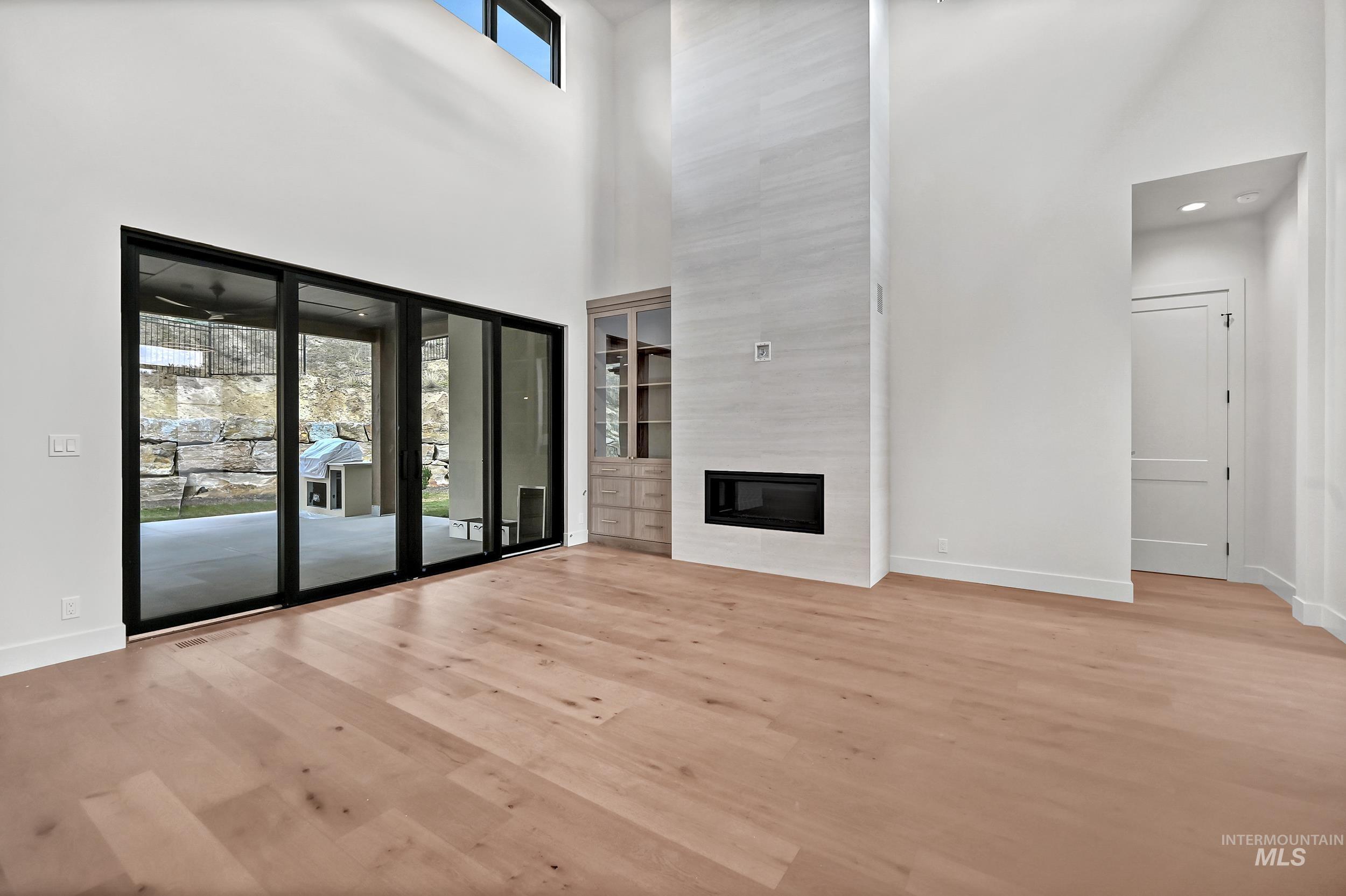property viewer photo 8