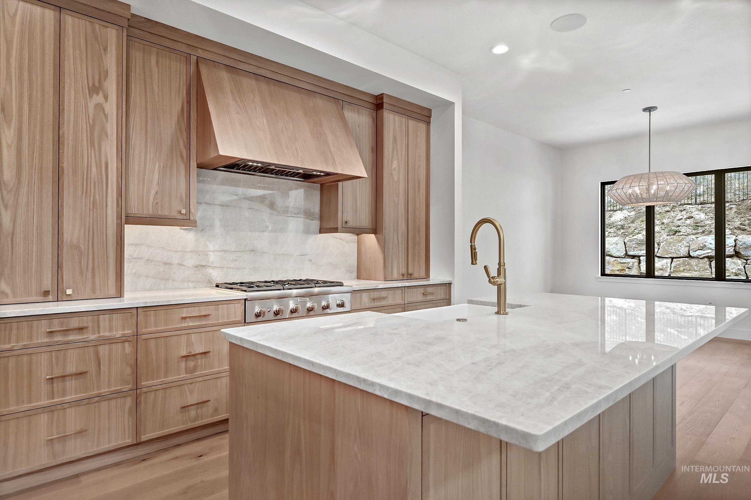 property viewer photo 9