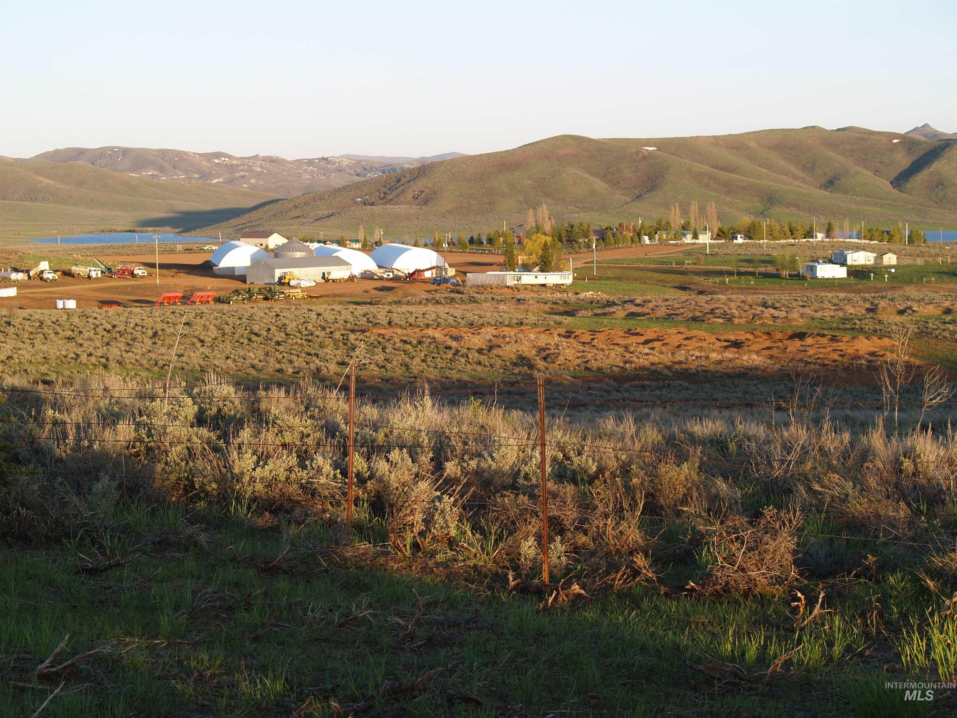main property photo 20