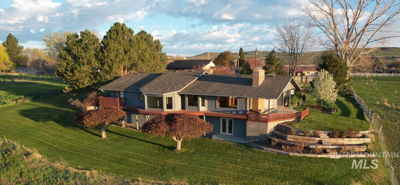 main property photo 5