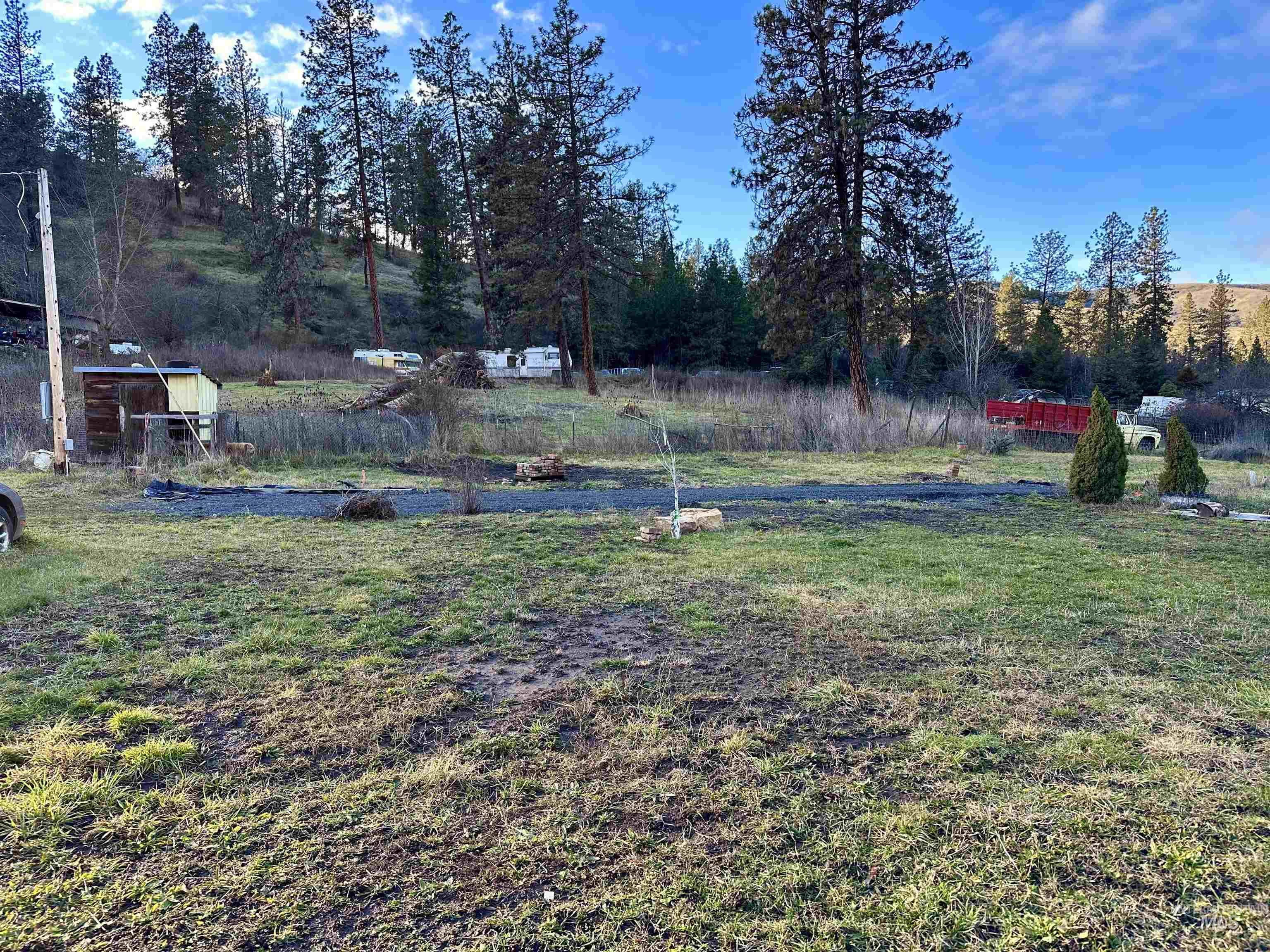 main property photo 14