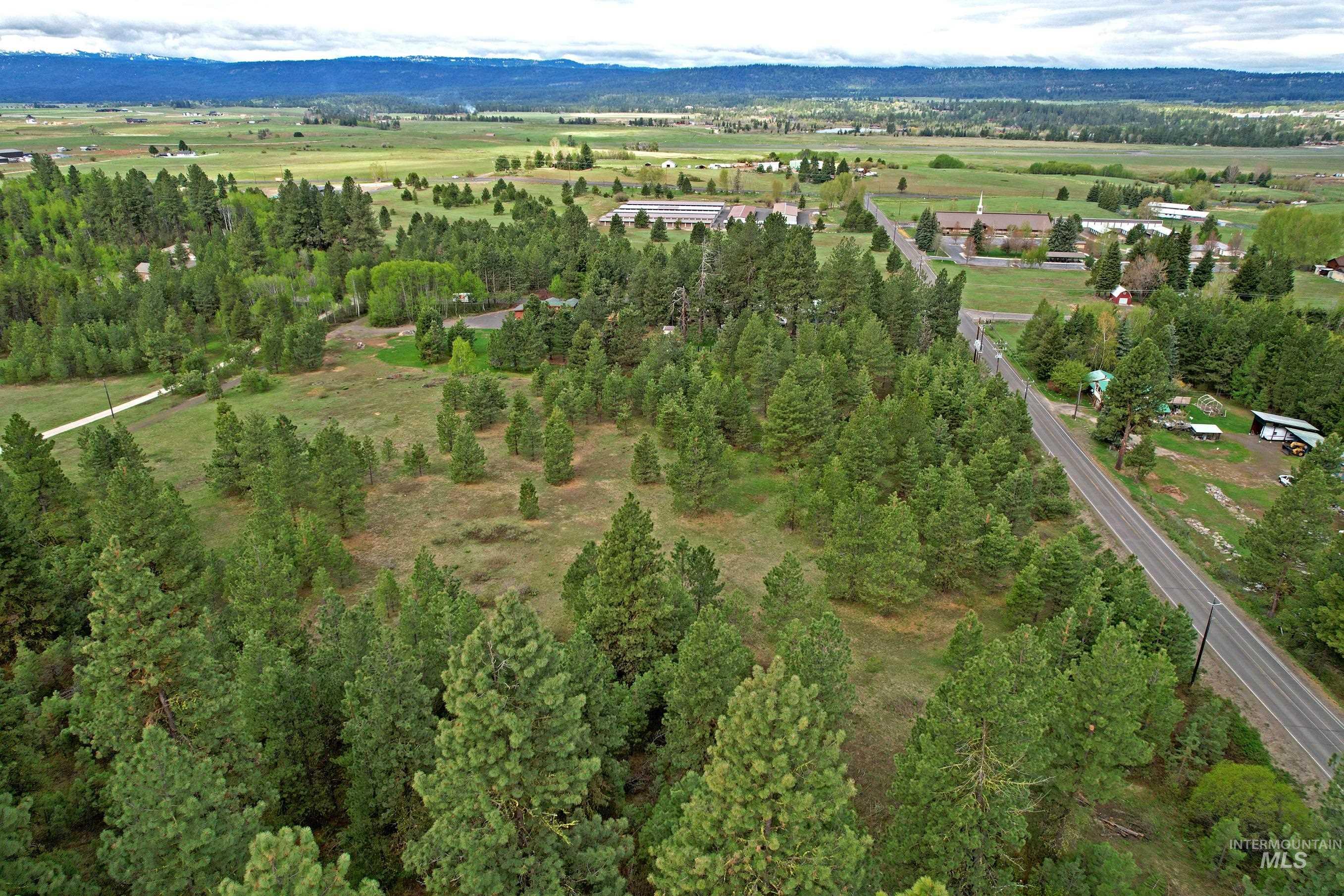 main property photo 6