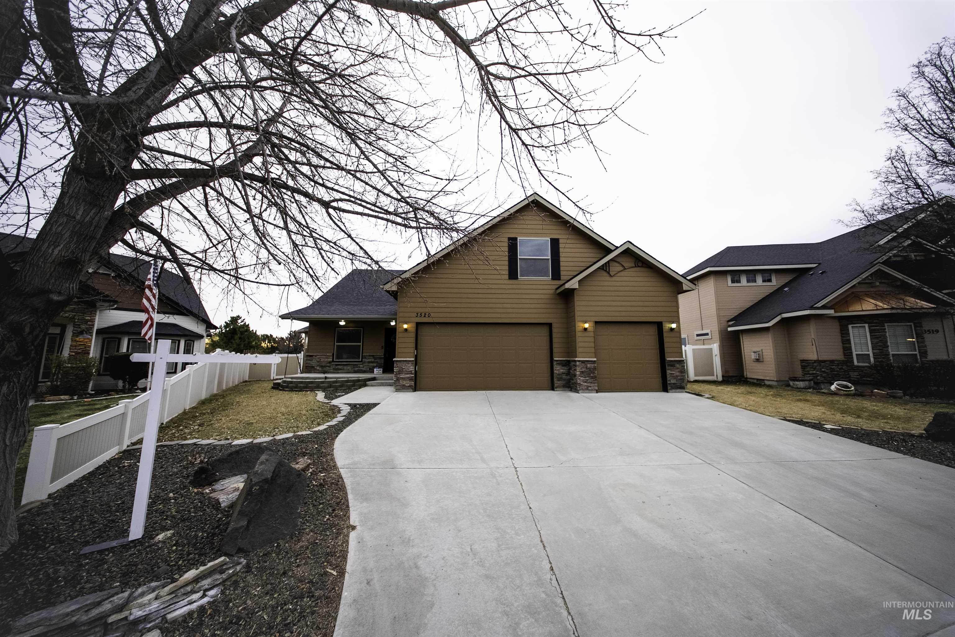 property viewer photo 1