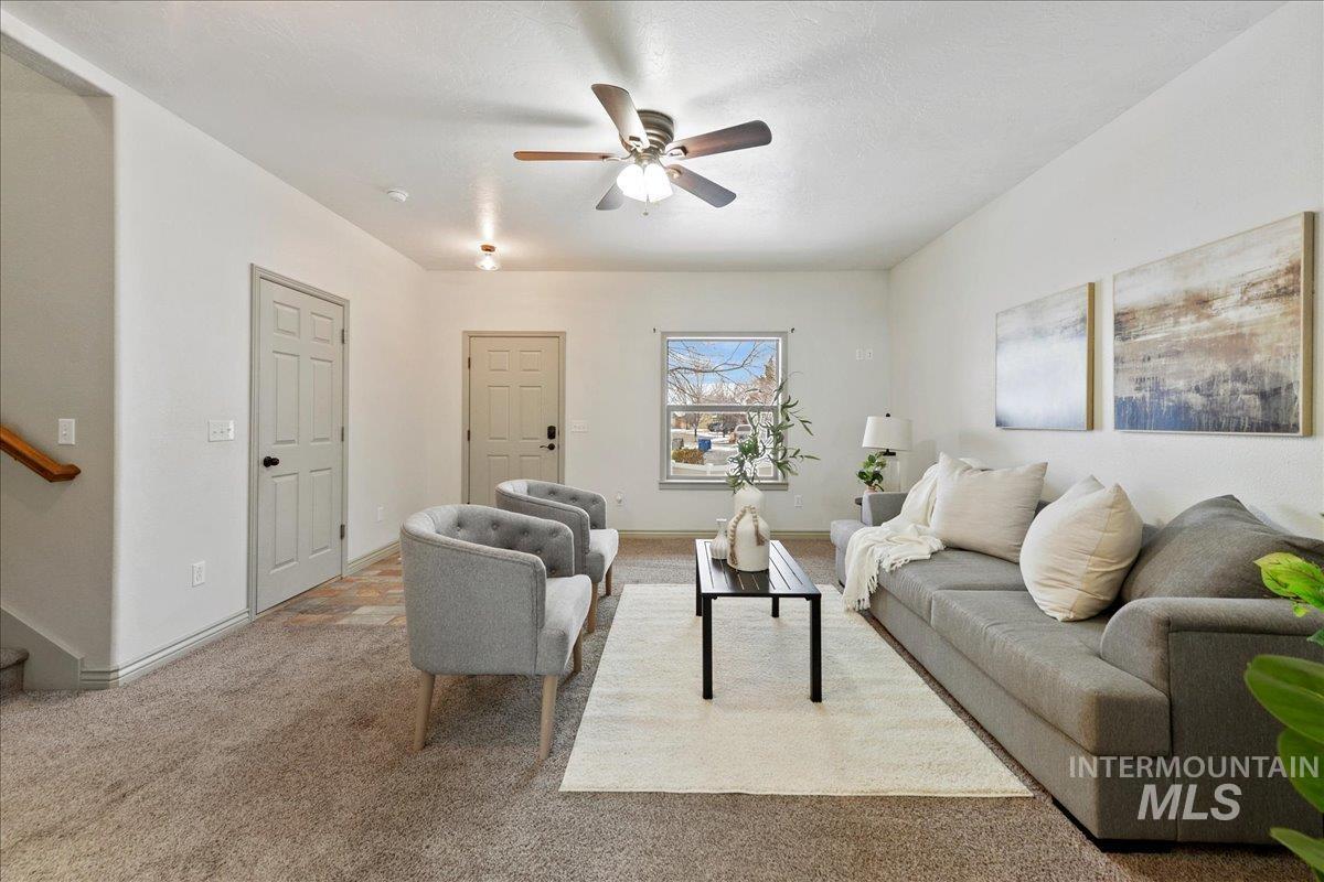 property viewer photo 19