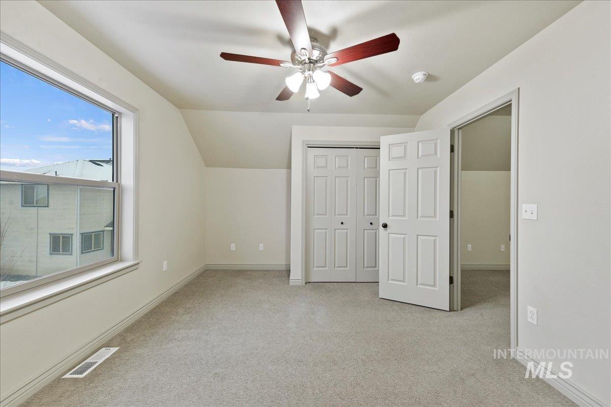 property viewer photo 22