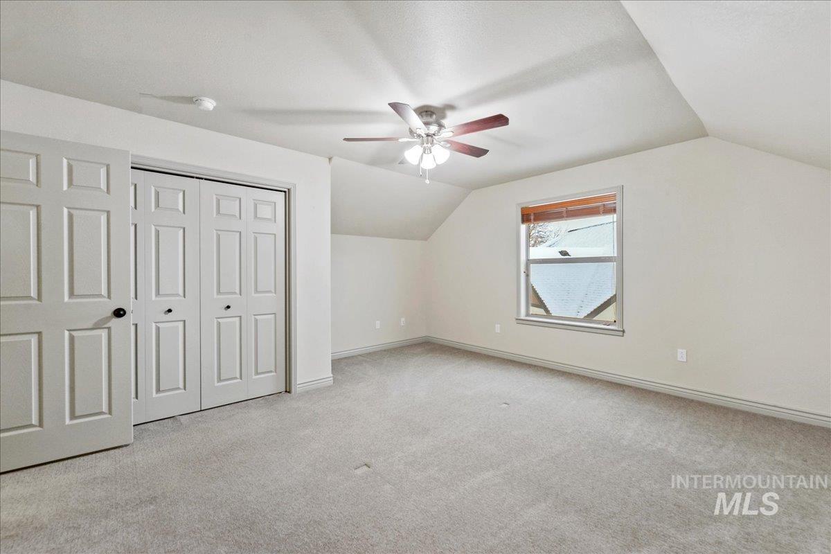 property viewer photo 24