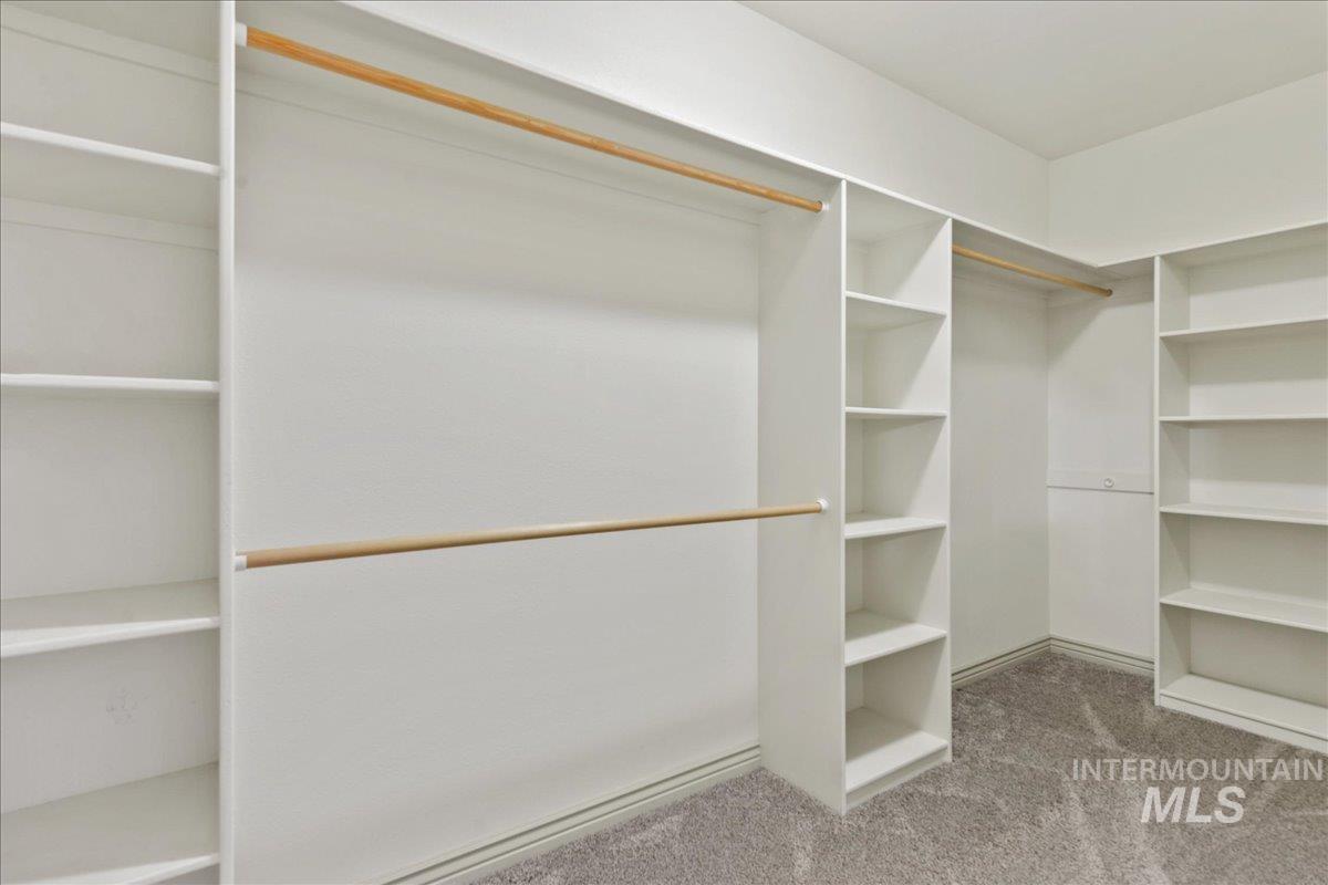 property viewer photo 36