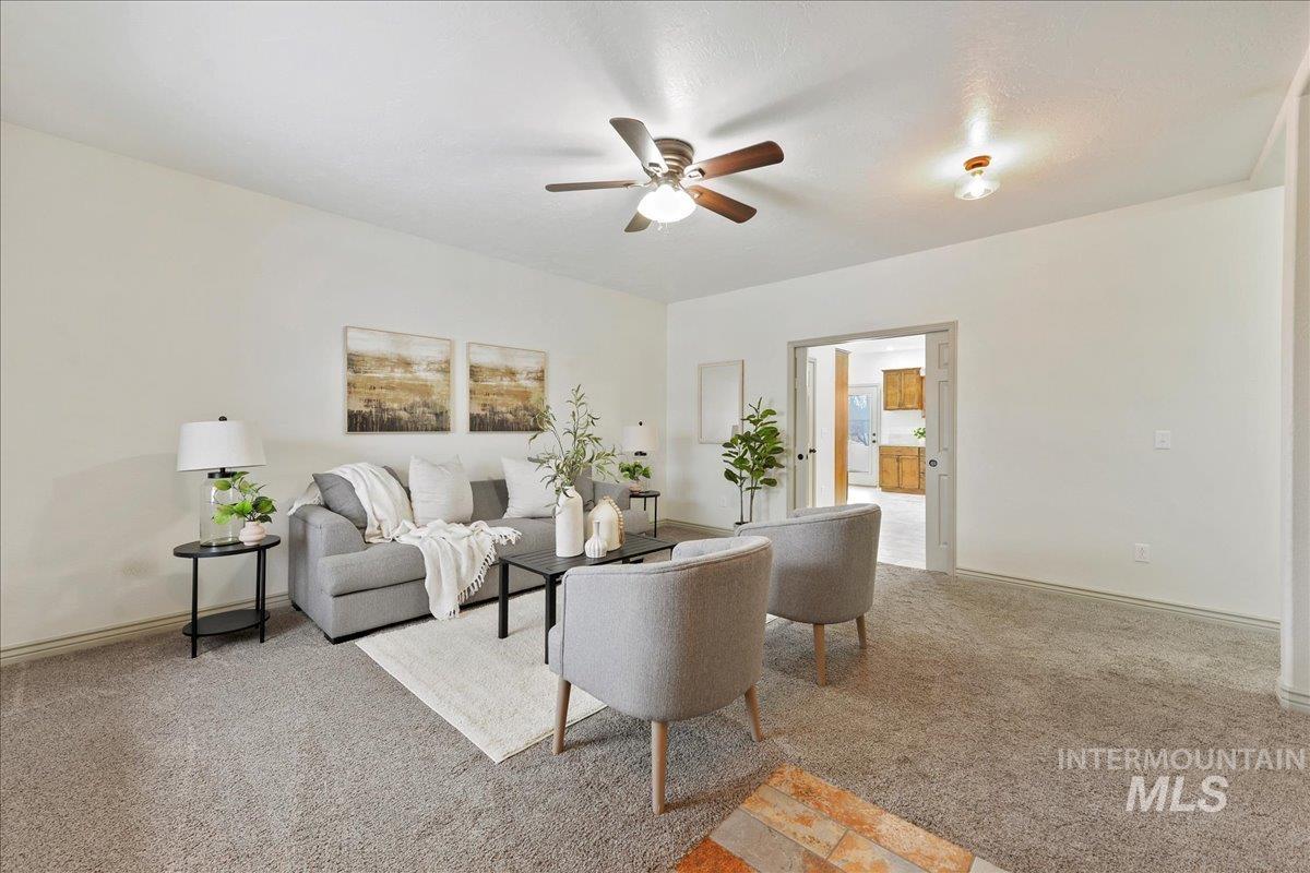 property viewer photo 4