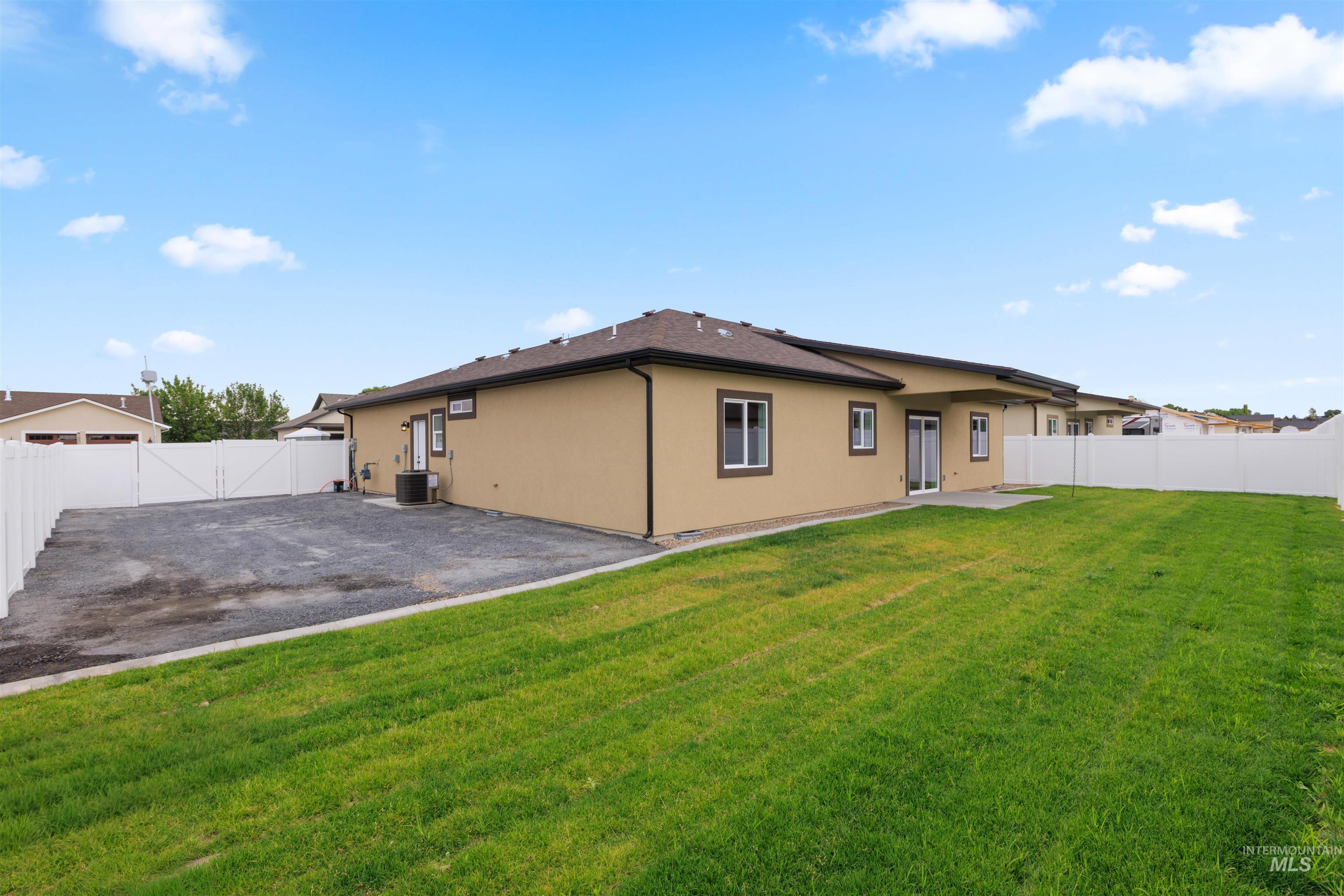 property viewer photo 14