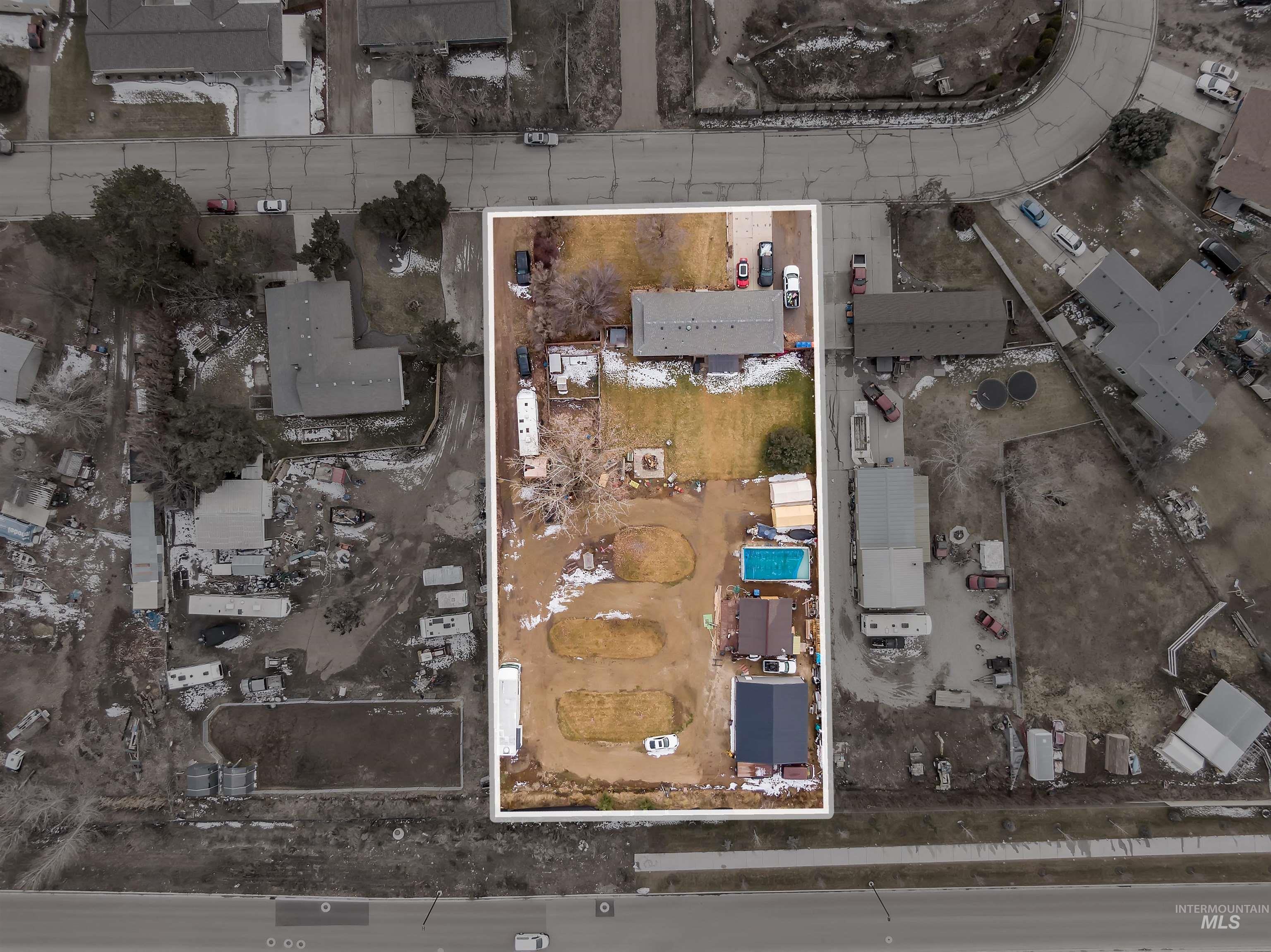 main property photo 16