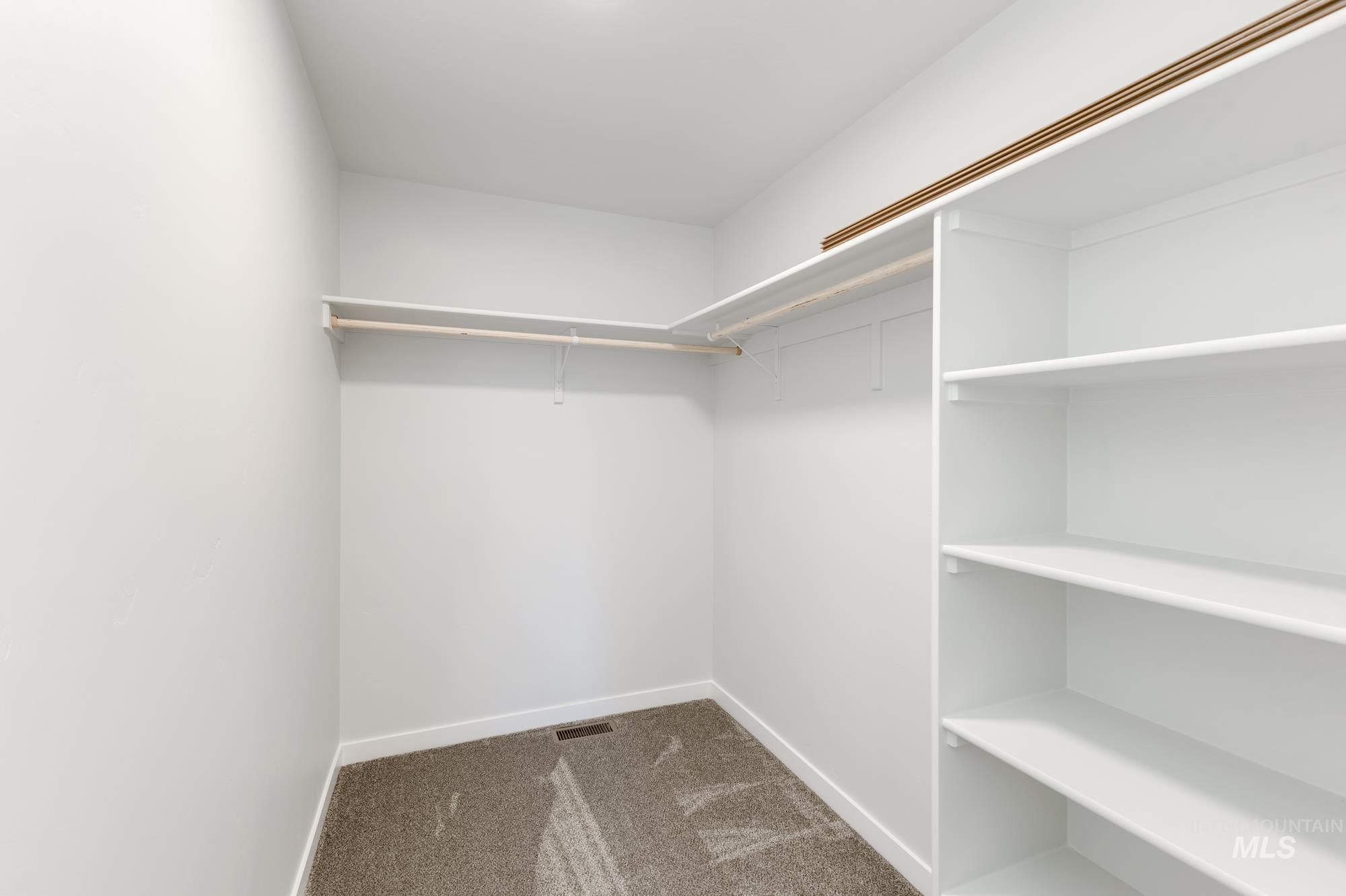 property viewer photo 22