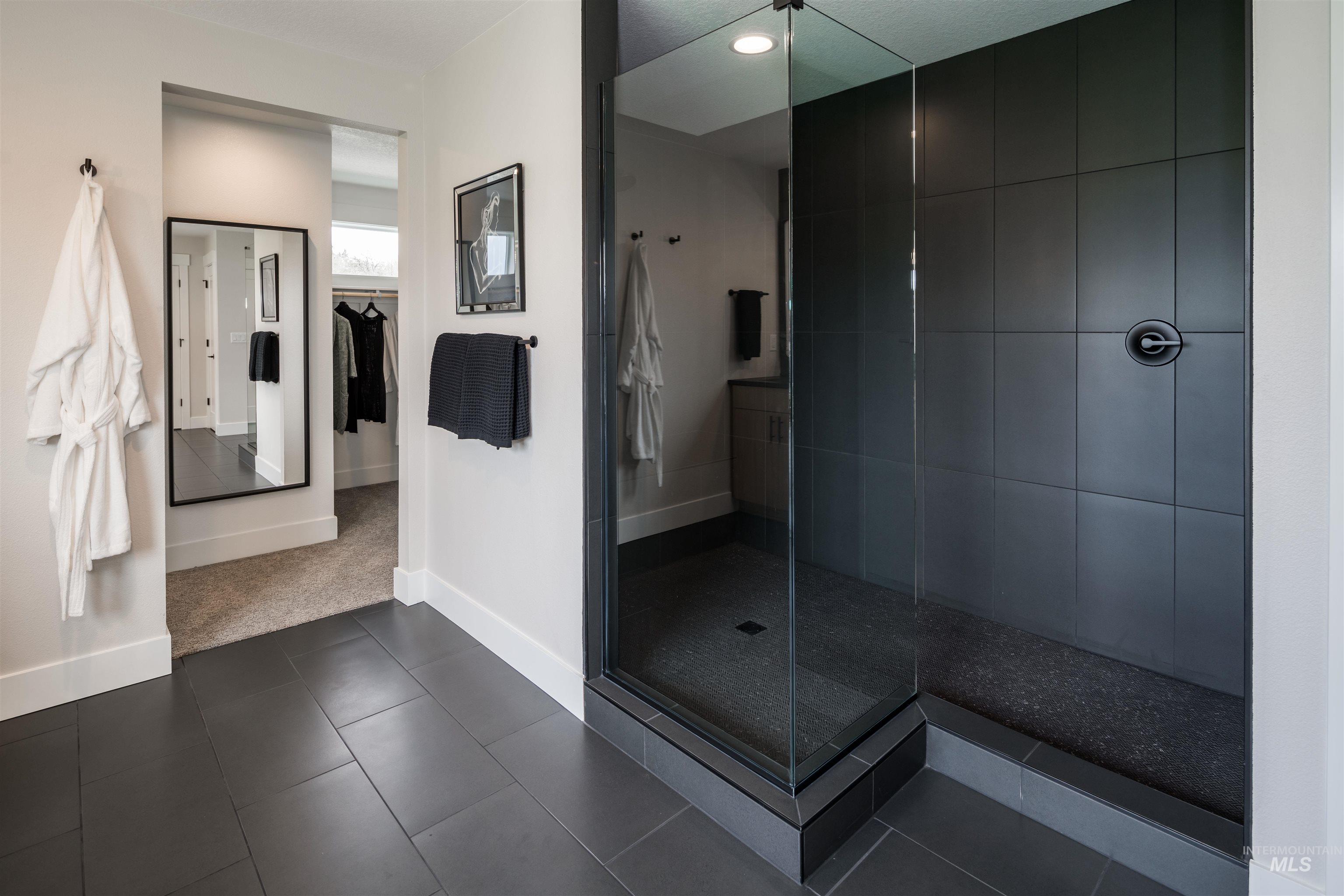 property viewer photo 14