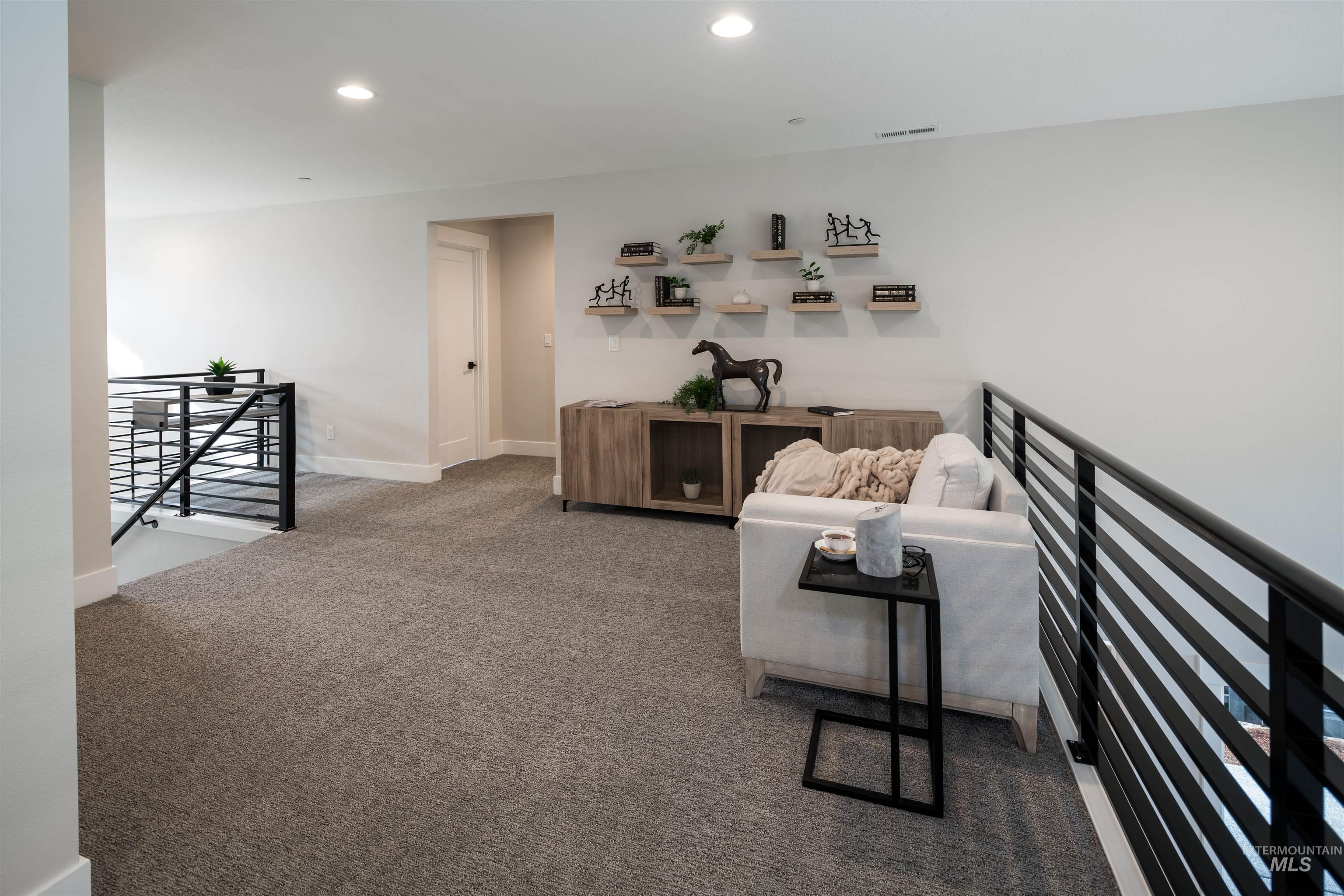 property viewer photo 15