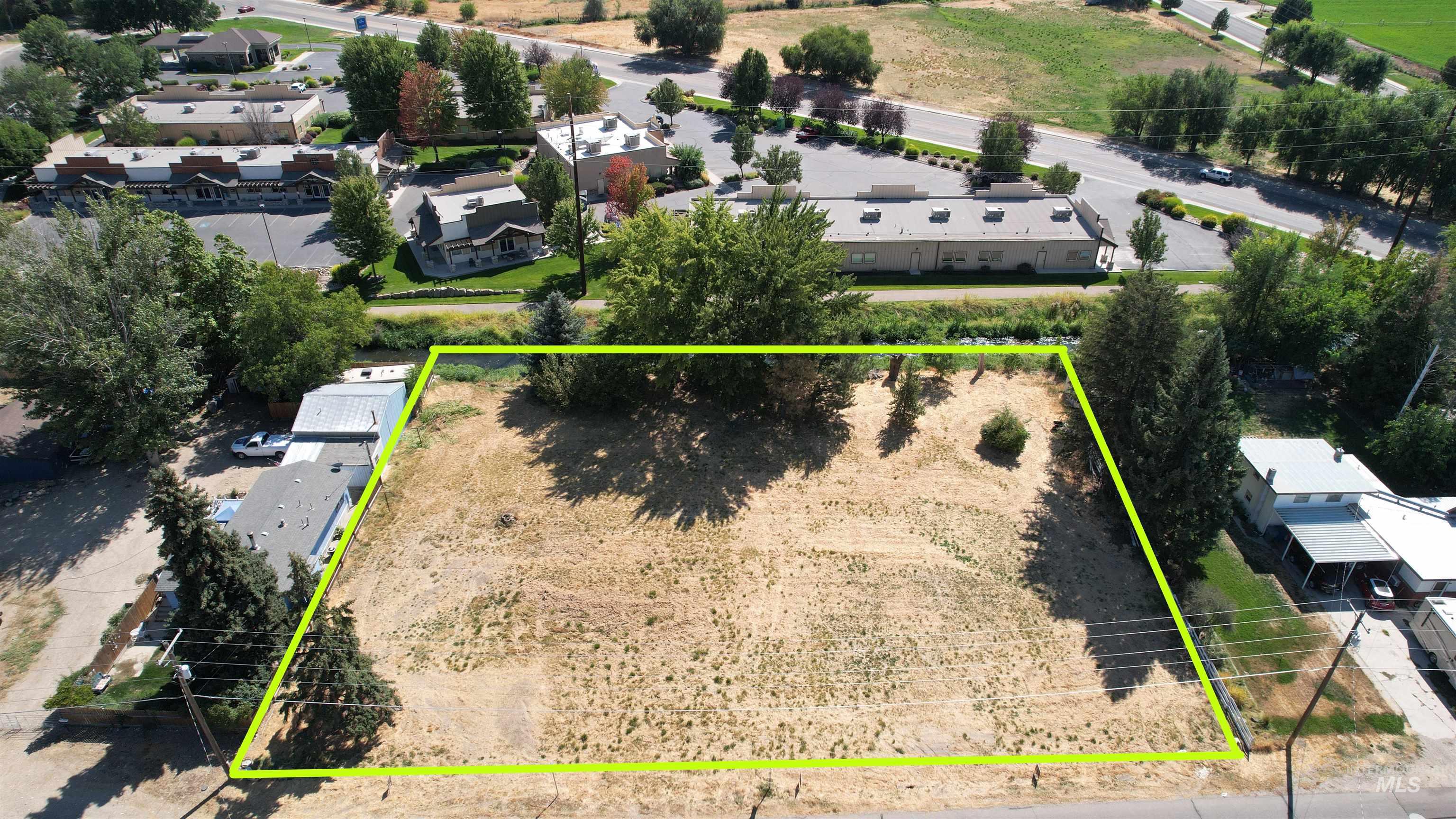 main property photo 3