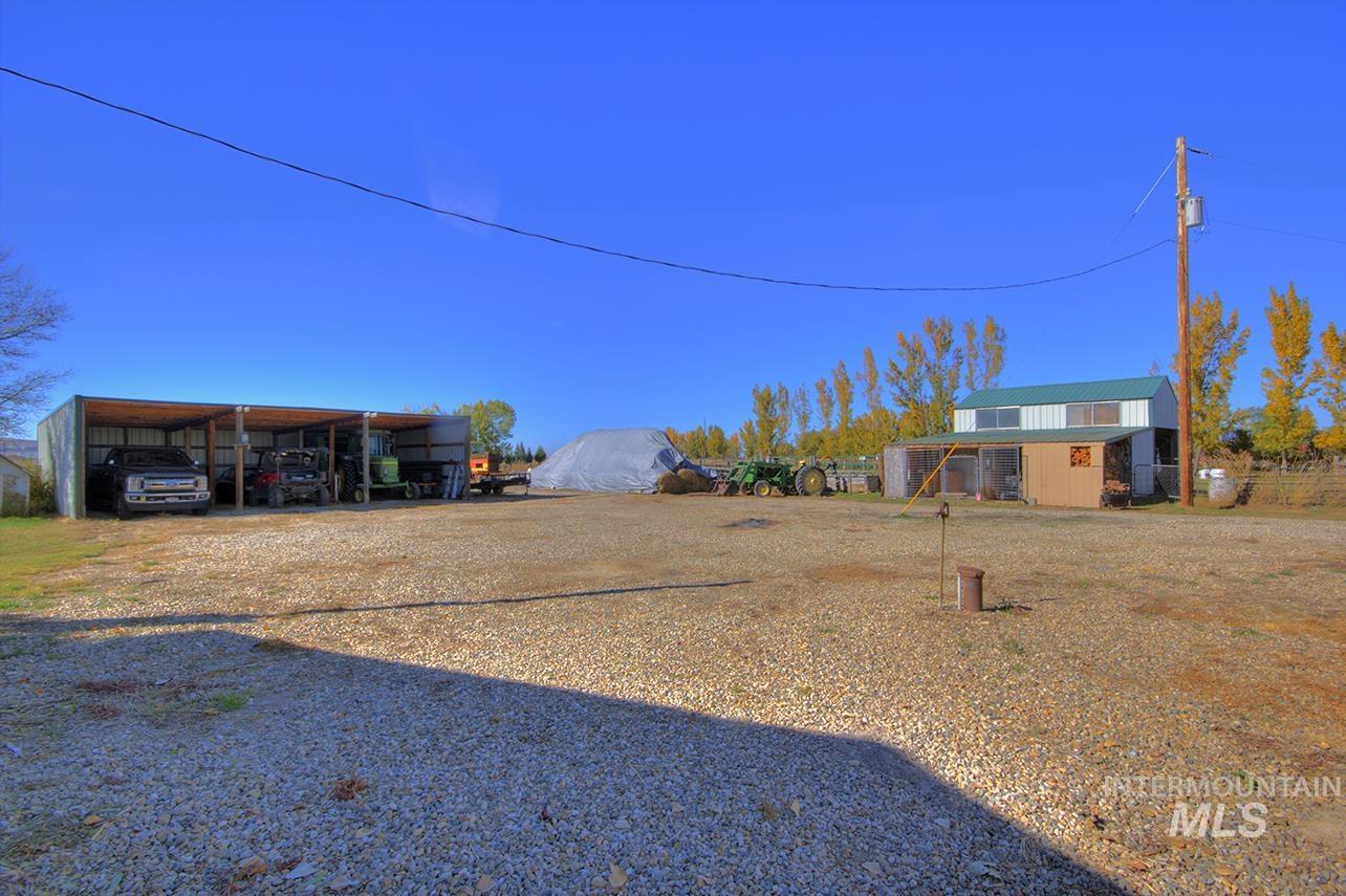 main property photo 26