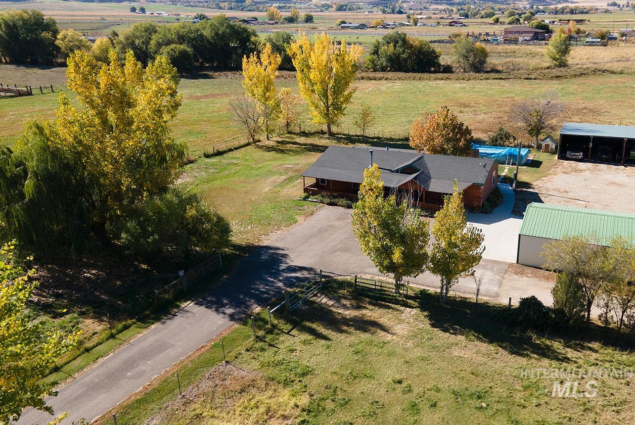 main property photo 45